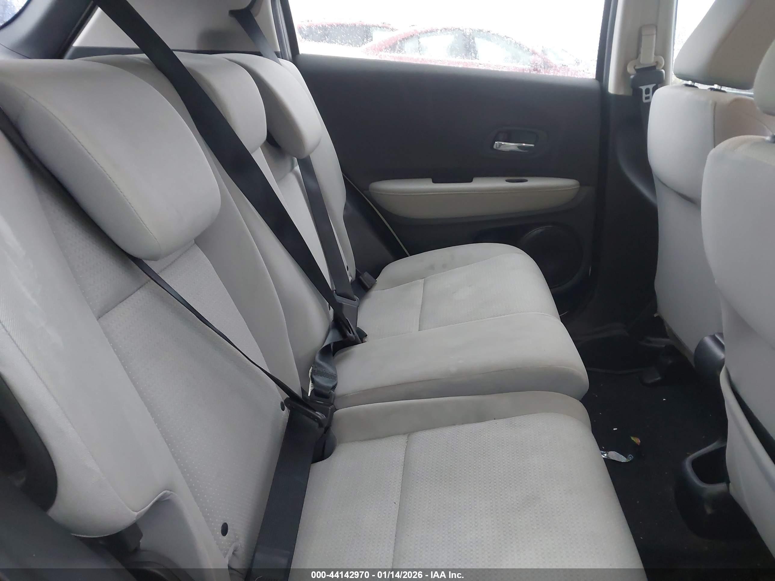 HONDA HR-V image 8
