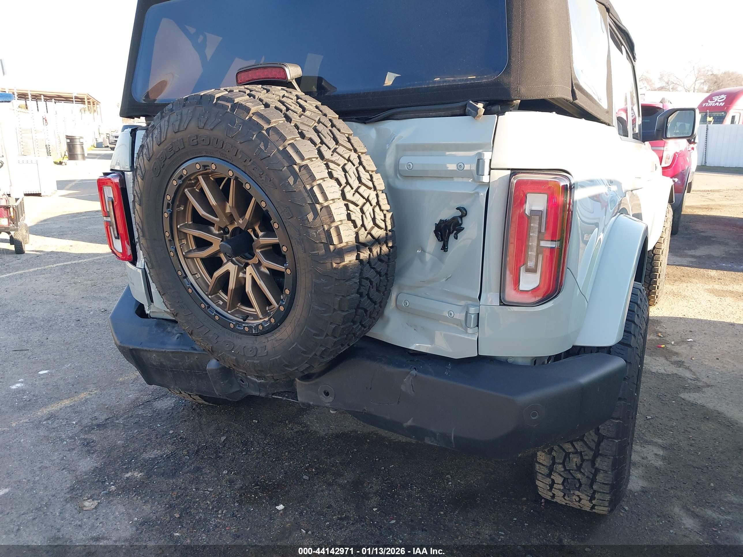 FORD BRONCO image 6
