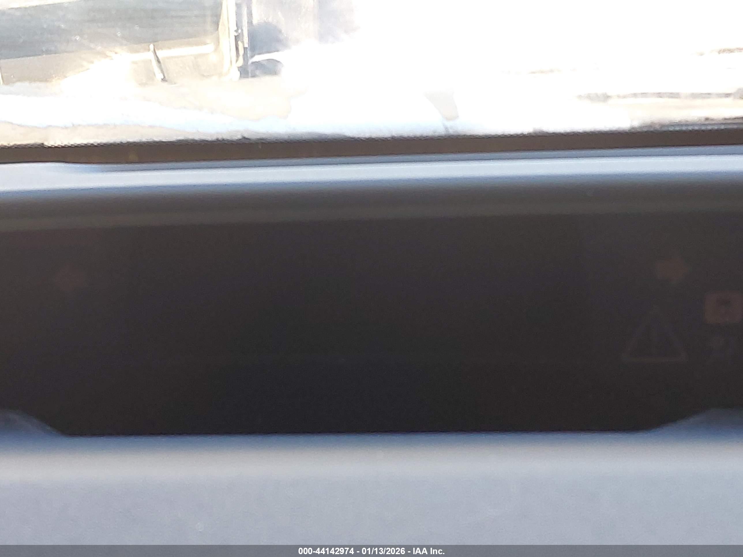 TOYOTA PRIUS image 7