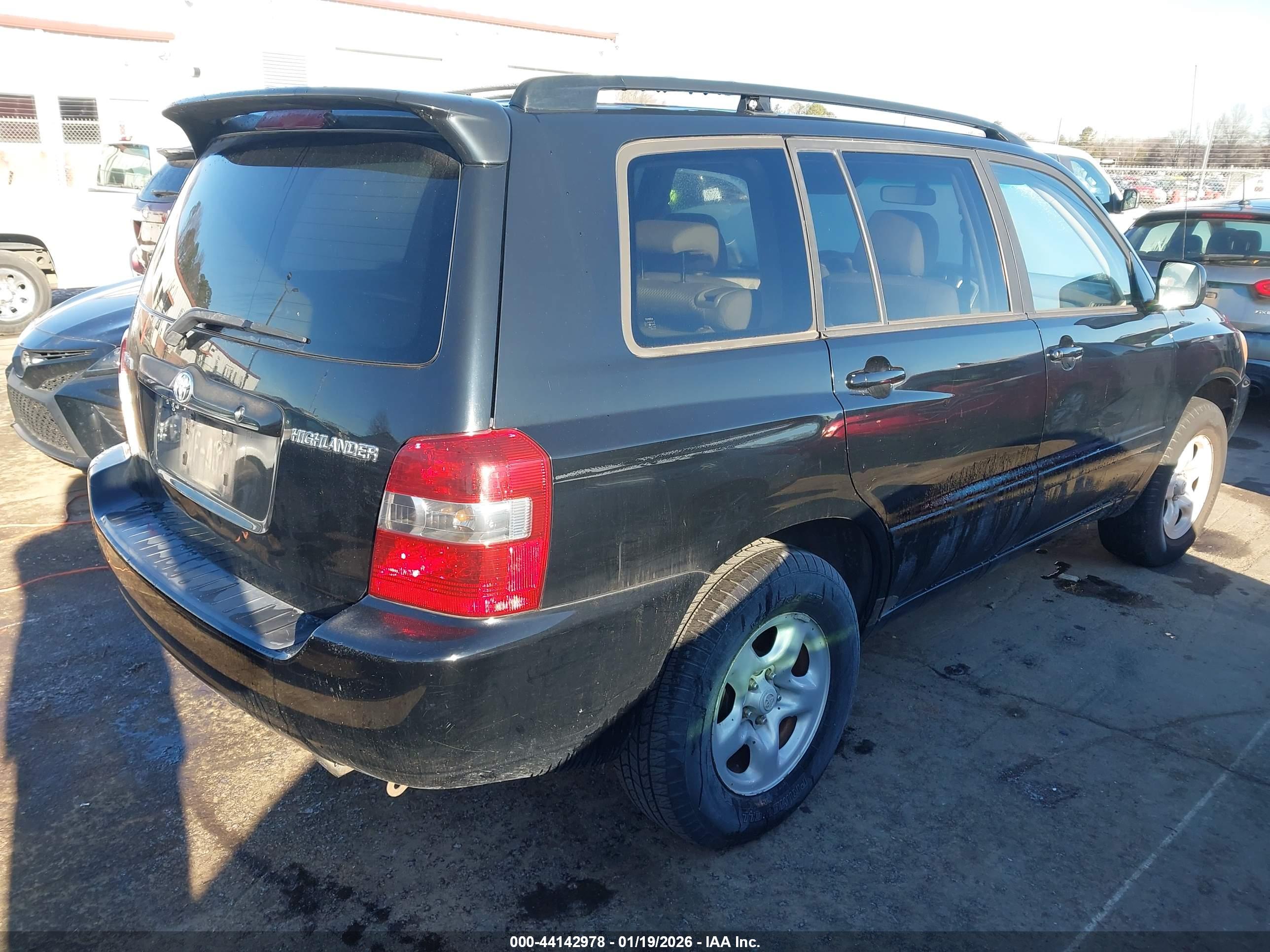 TOYOTA HIGHLANDER image 4
