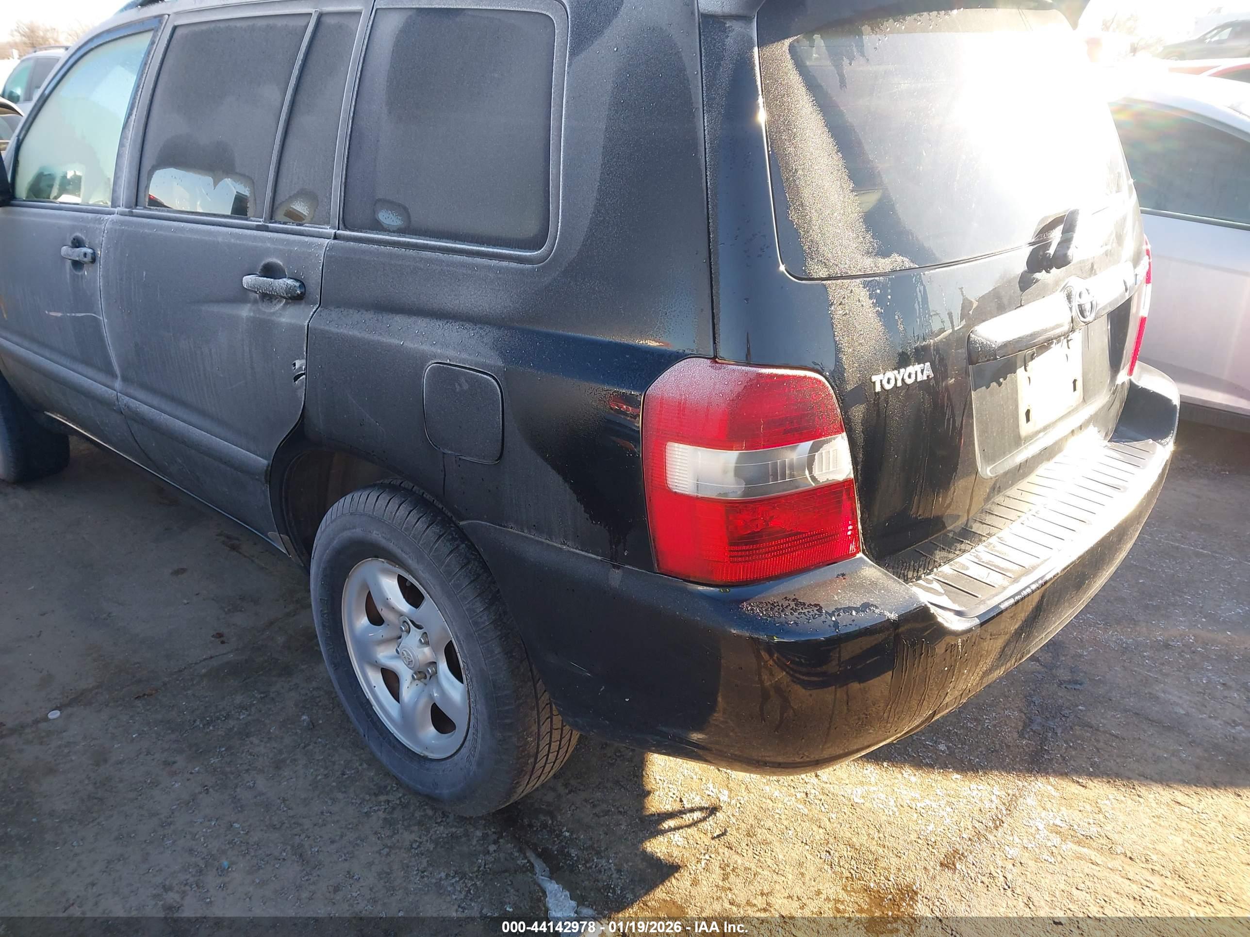TOYOTA HIGHLANDER image 6