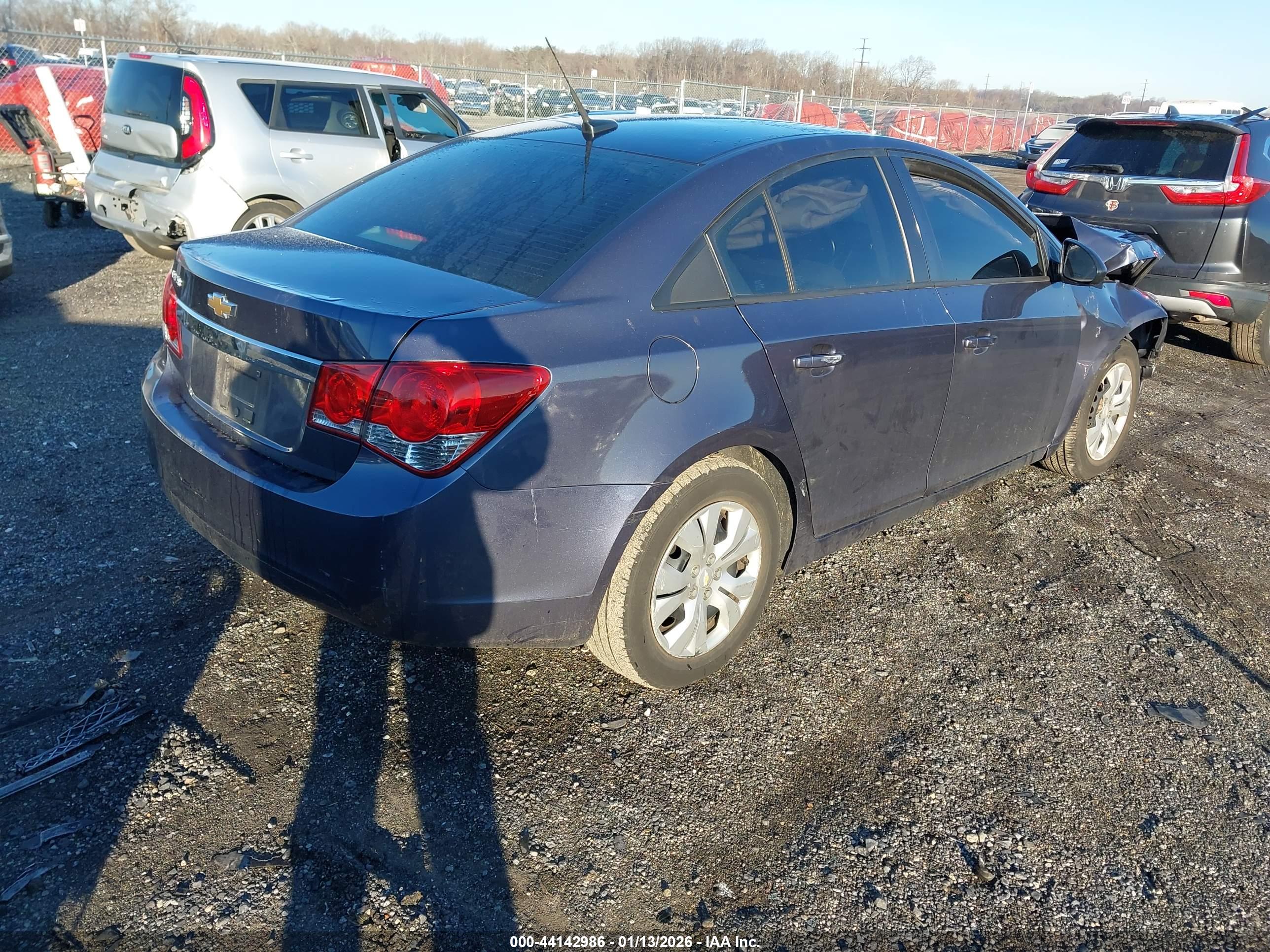 CHEVROLET CRUZE image 4