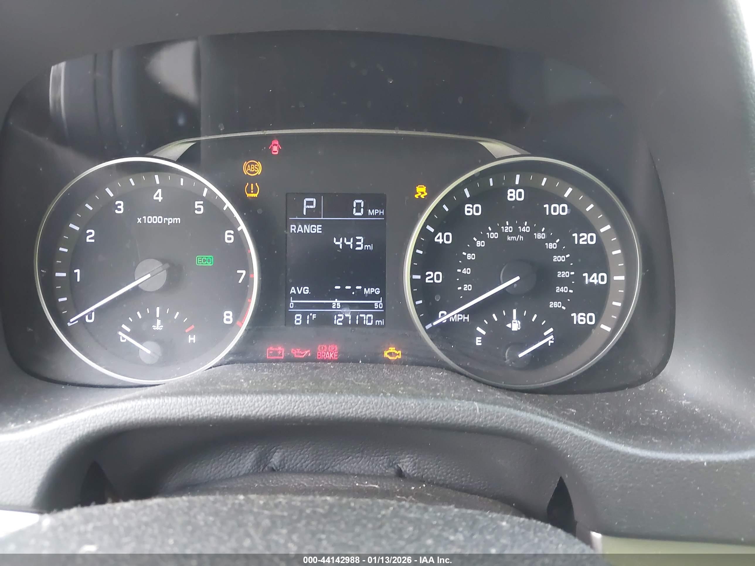HYUNDAI ELANTRA image 7