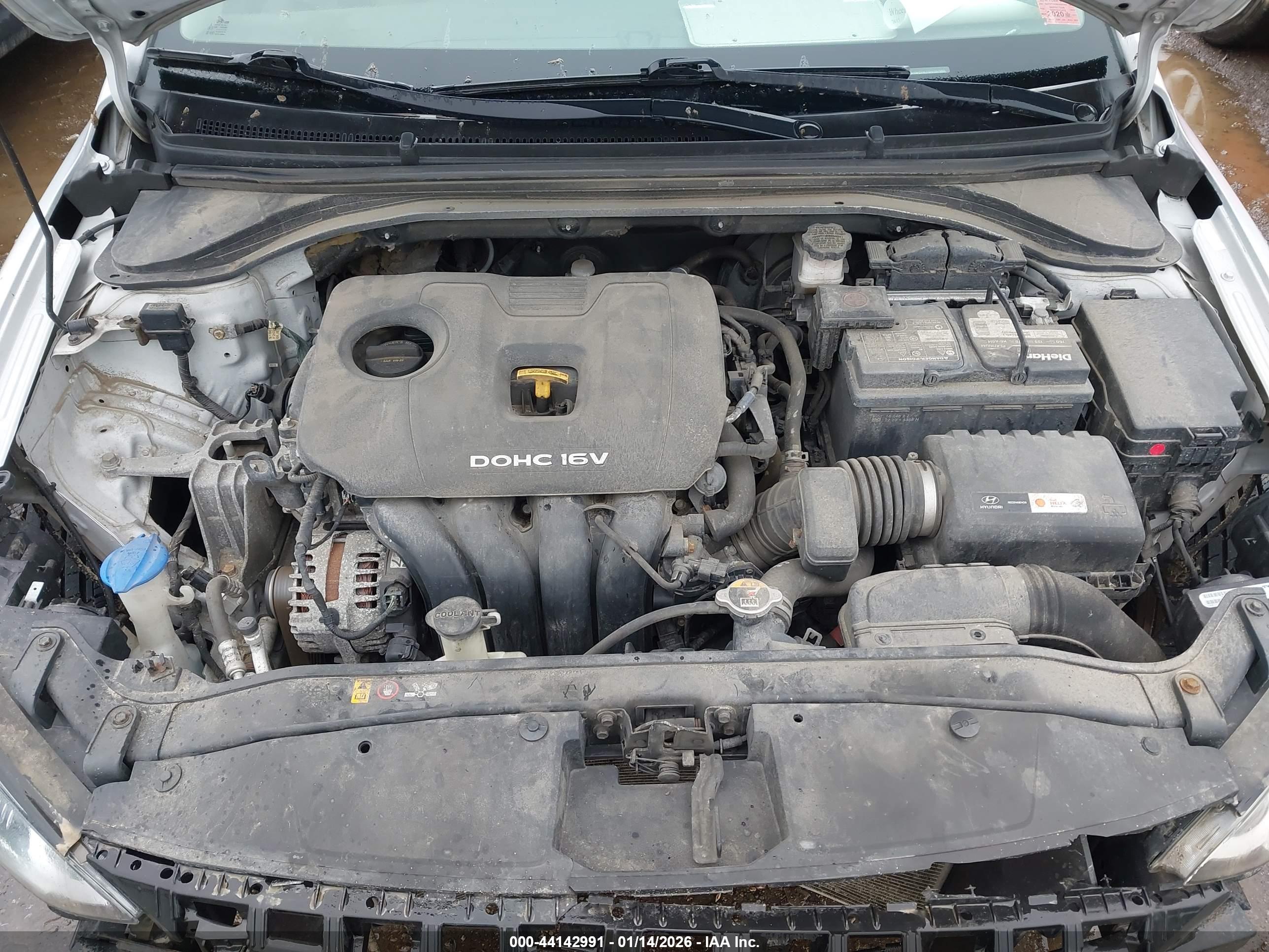 HYUNDAI ELANTRA image 10