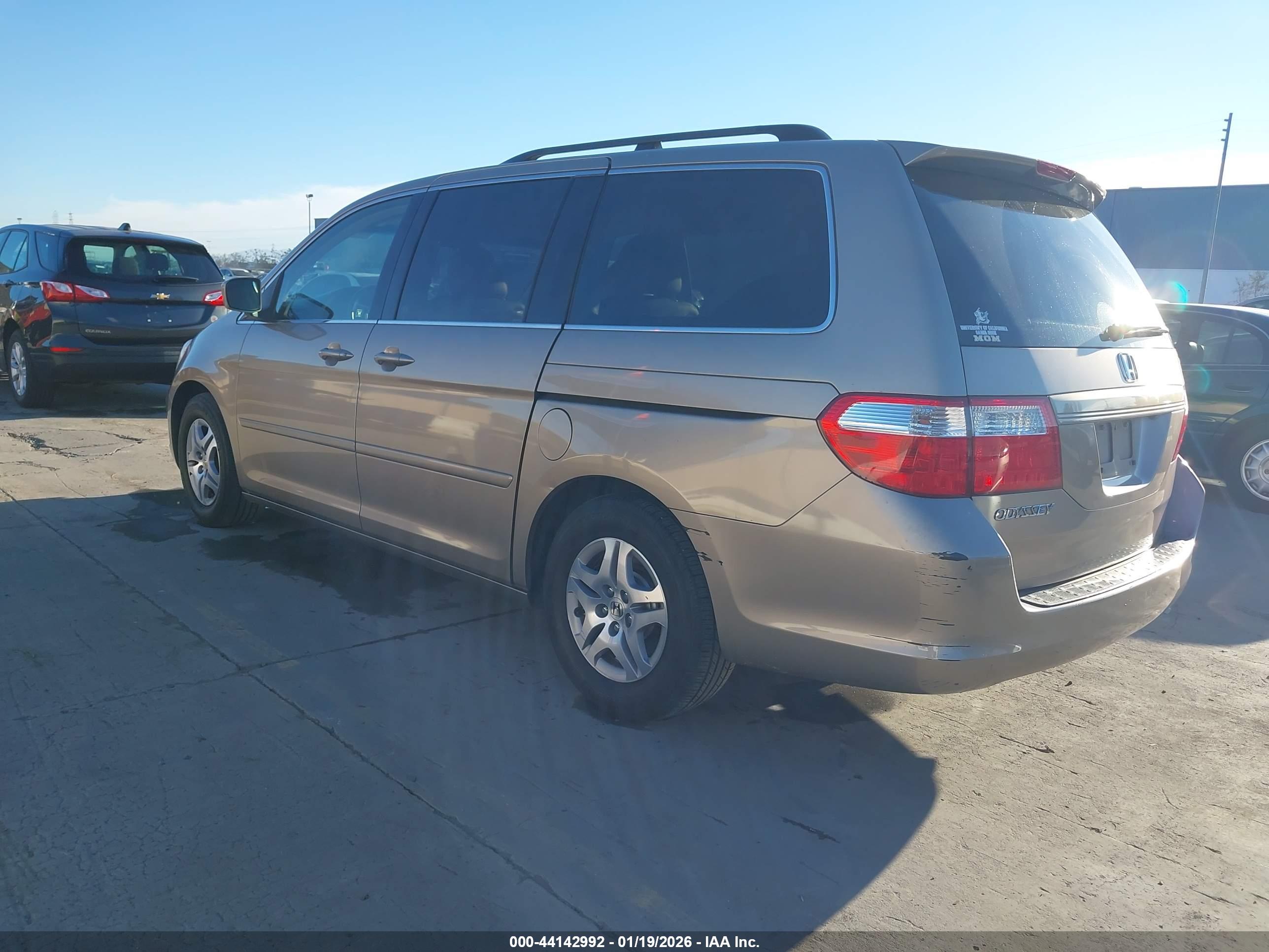 HONDA ODYSSEY image 3