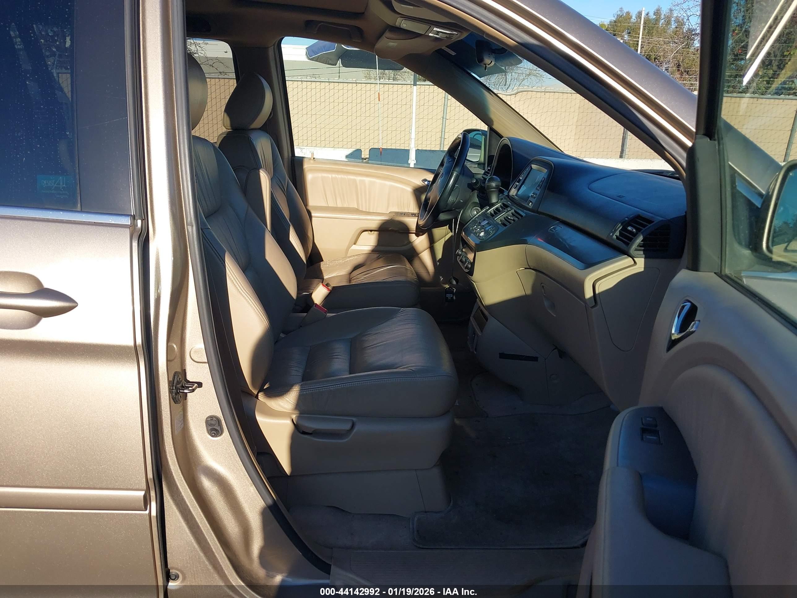 HONDA ODYSSEY image 5