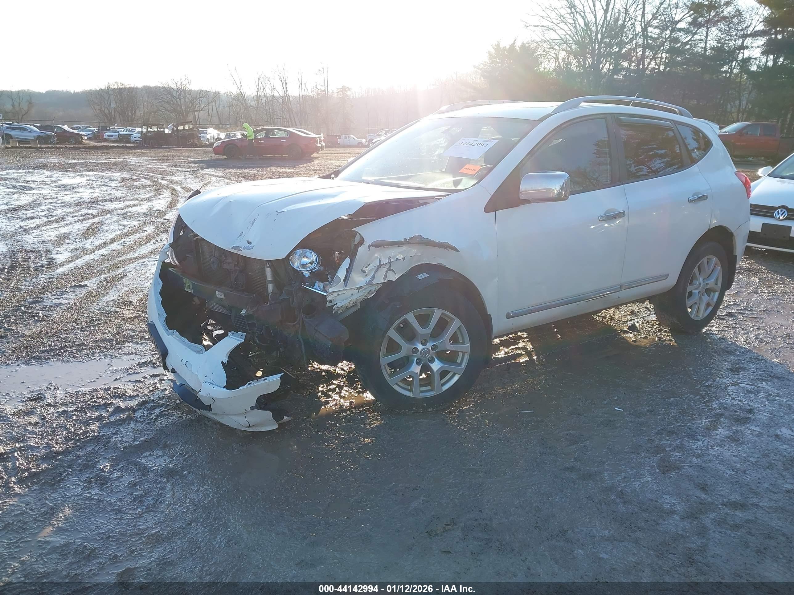 NISSAN ROGUE image 2