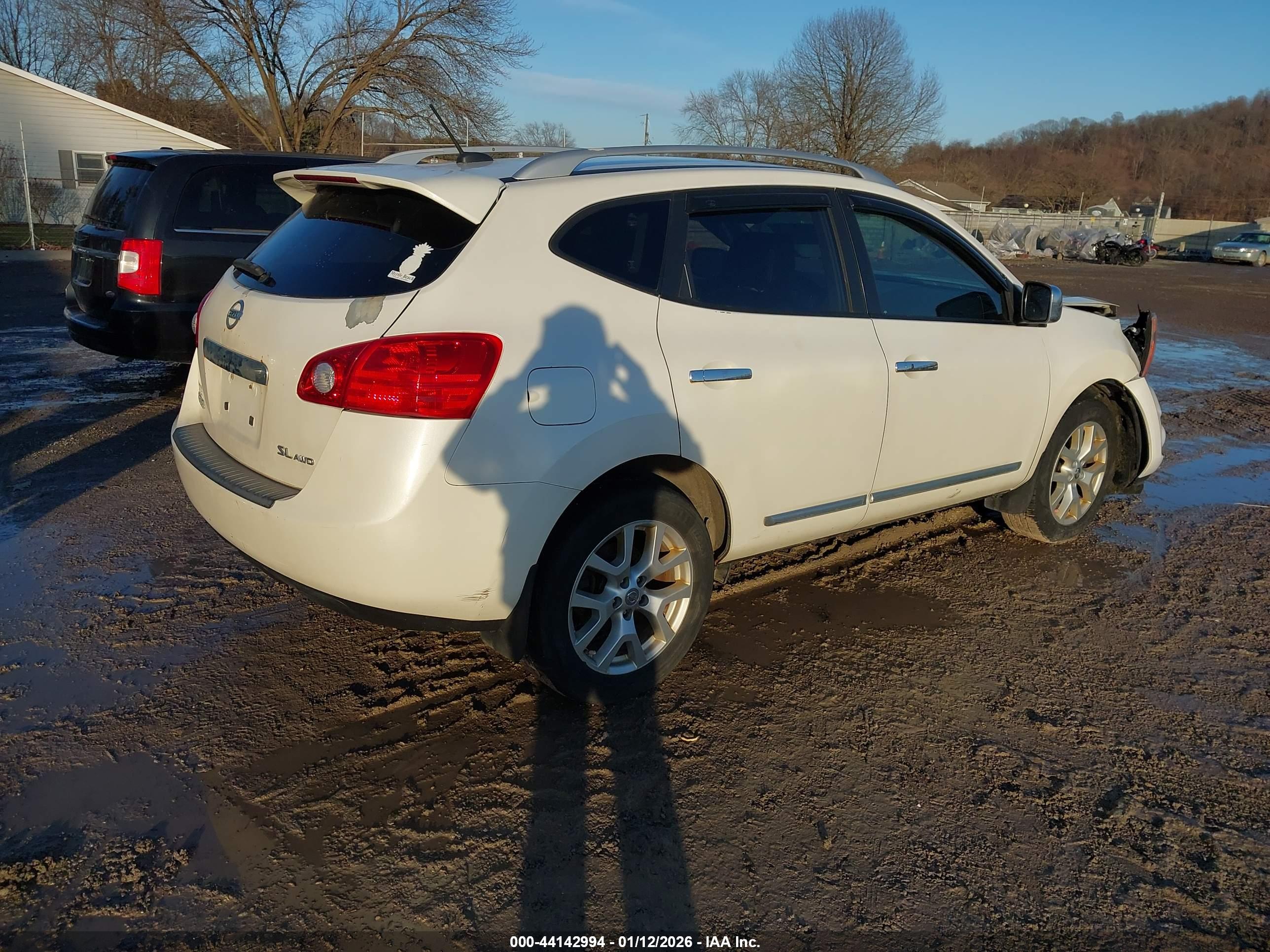 NISSAN ROGUE image 4