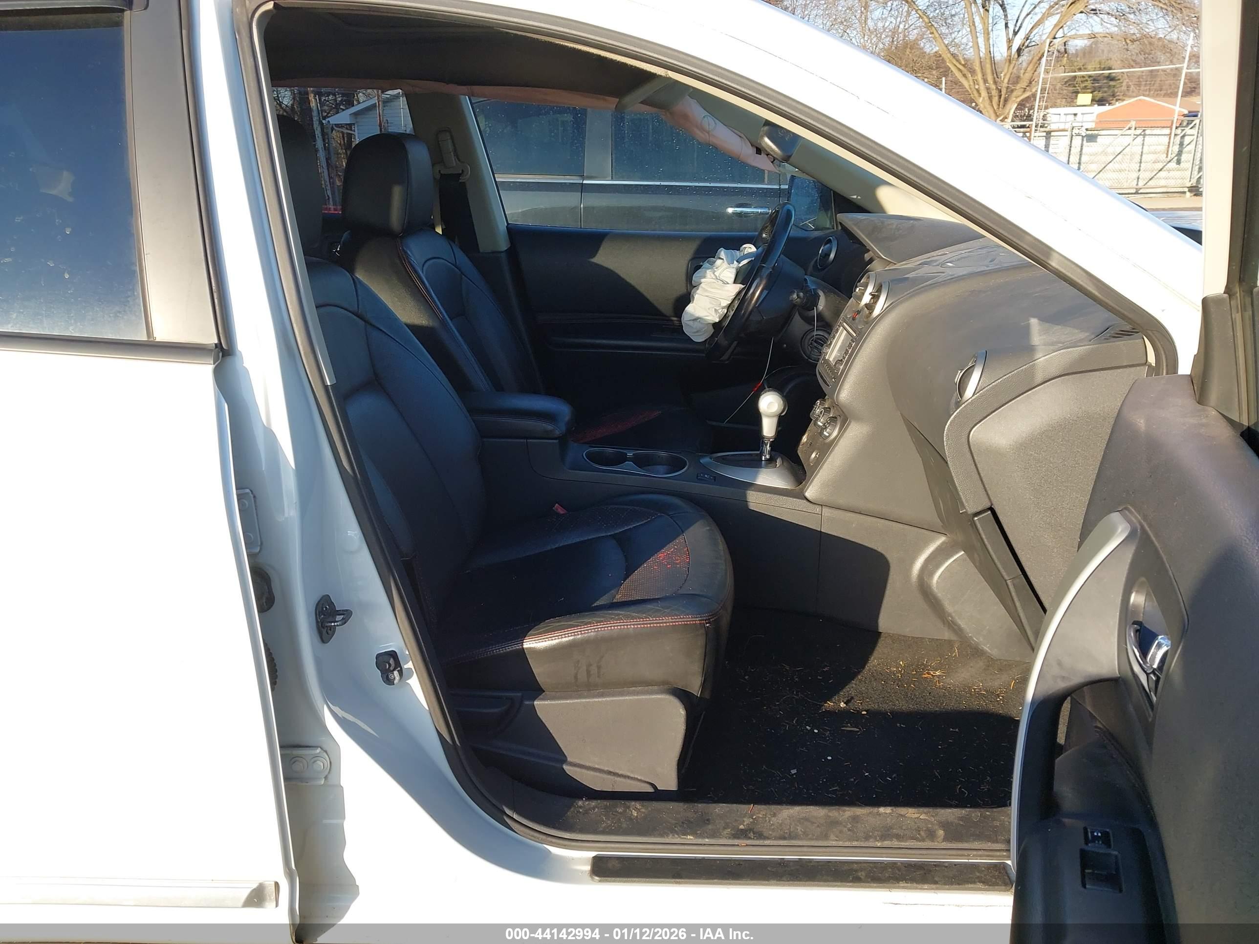 NISSAN ROGUE image 5