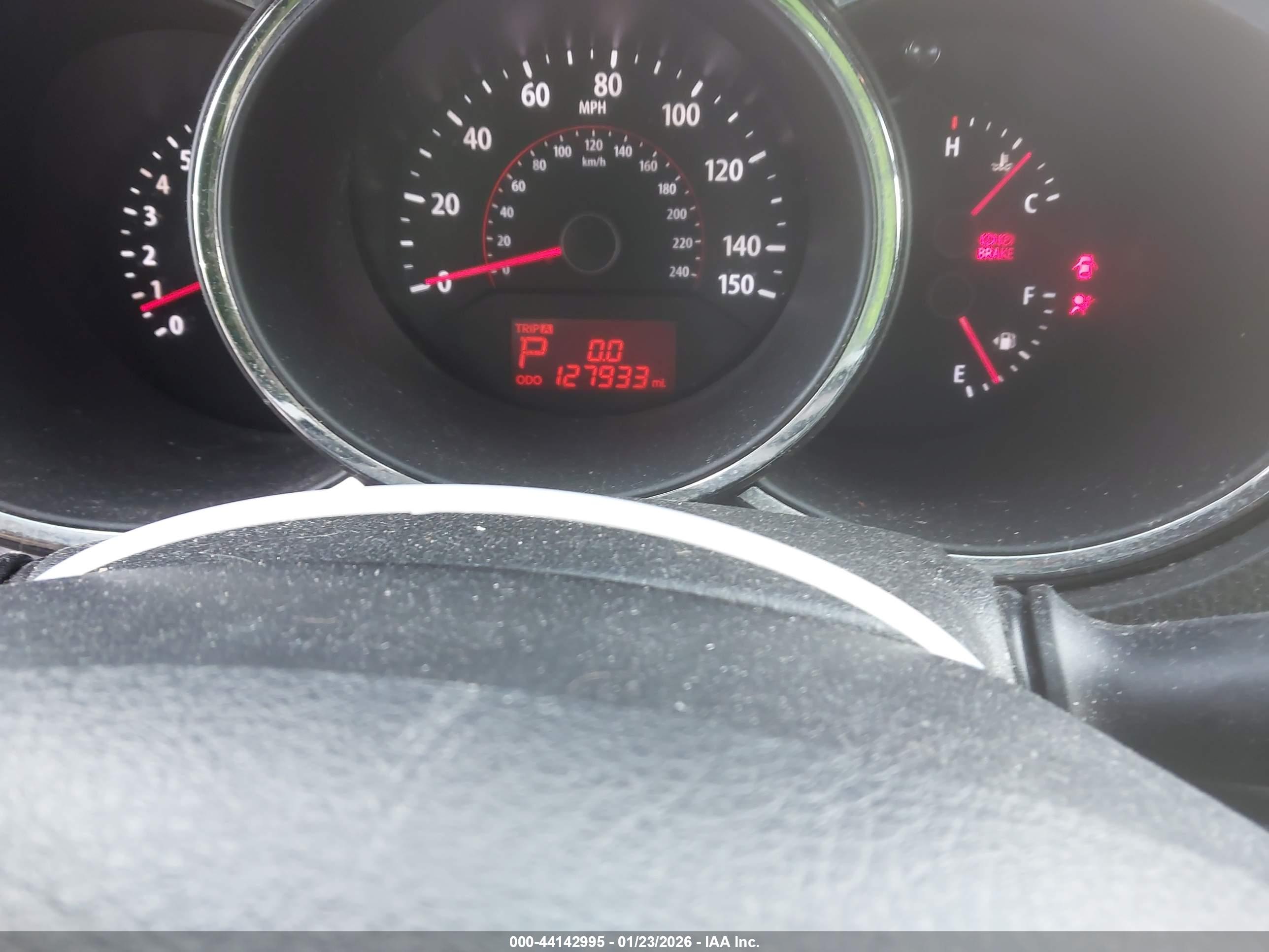 KIA SORENTO image 7