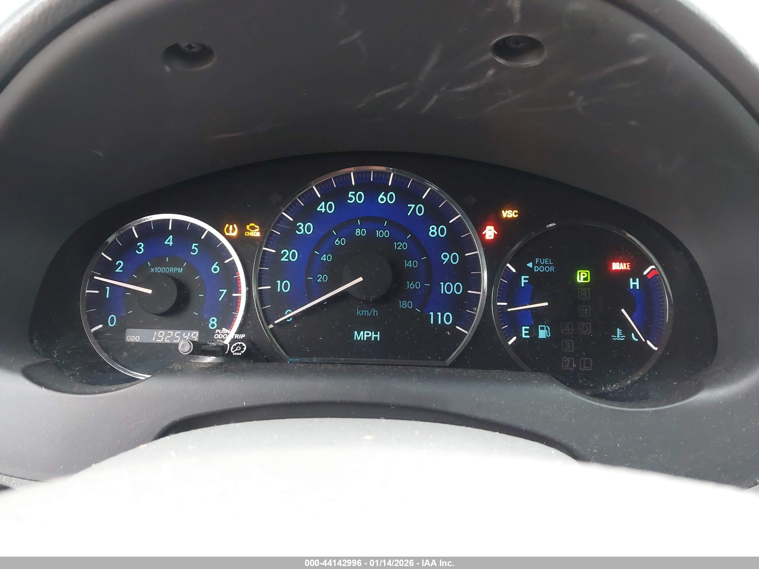 TOYOTA SIENNA image 7