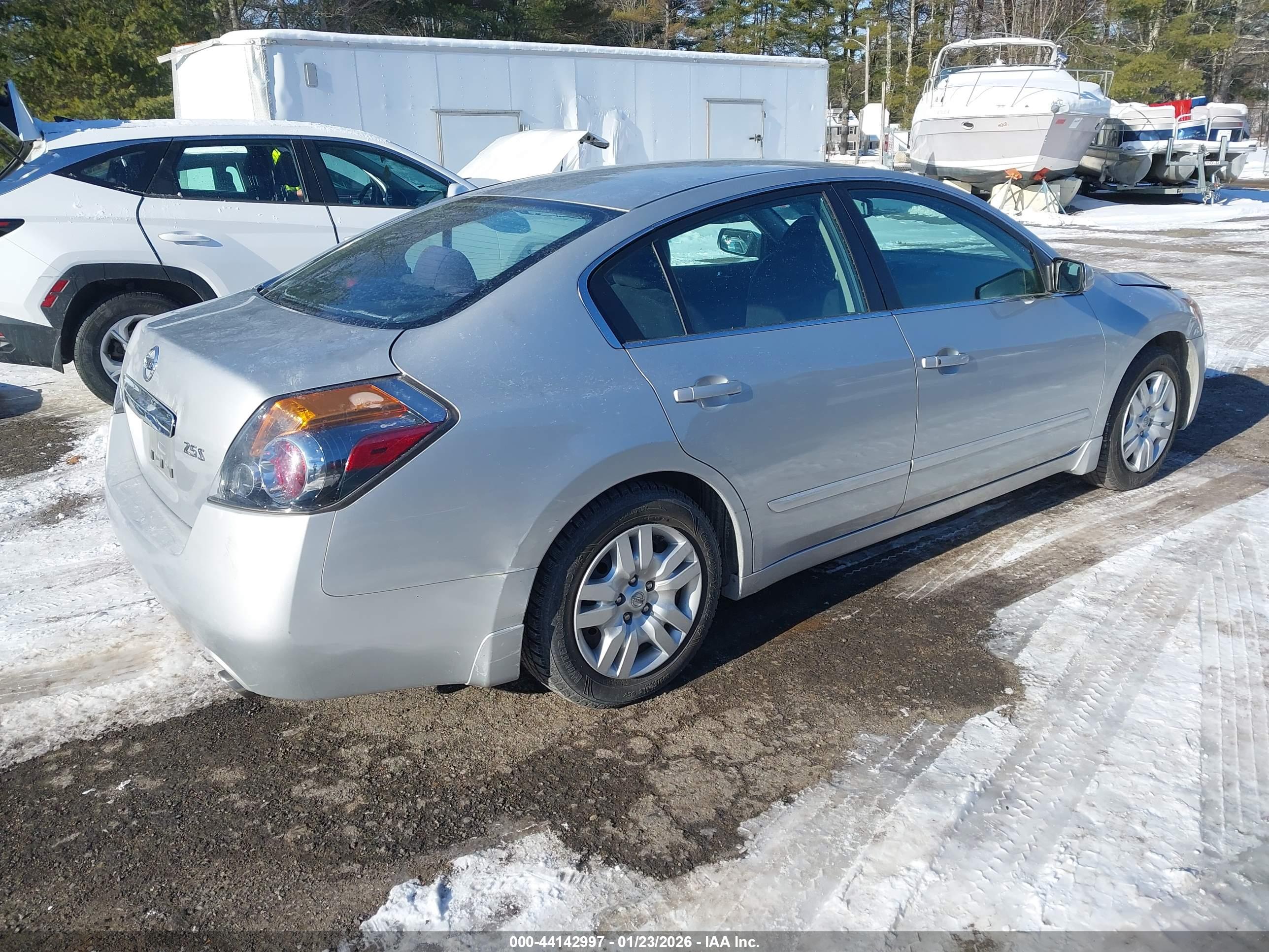 NISSAN ALTIMA image 4