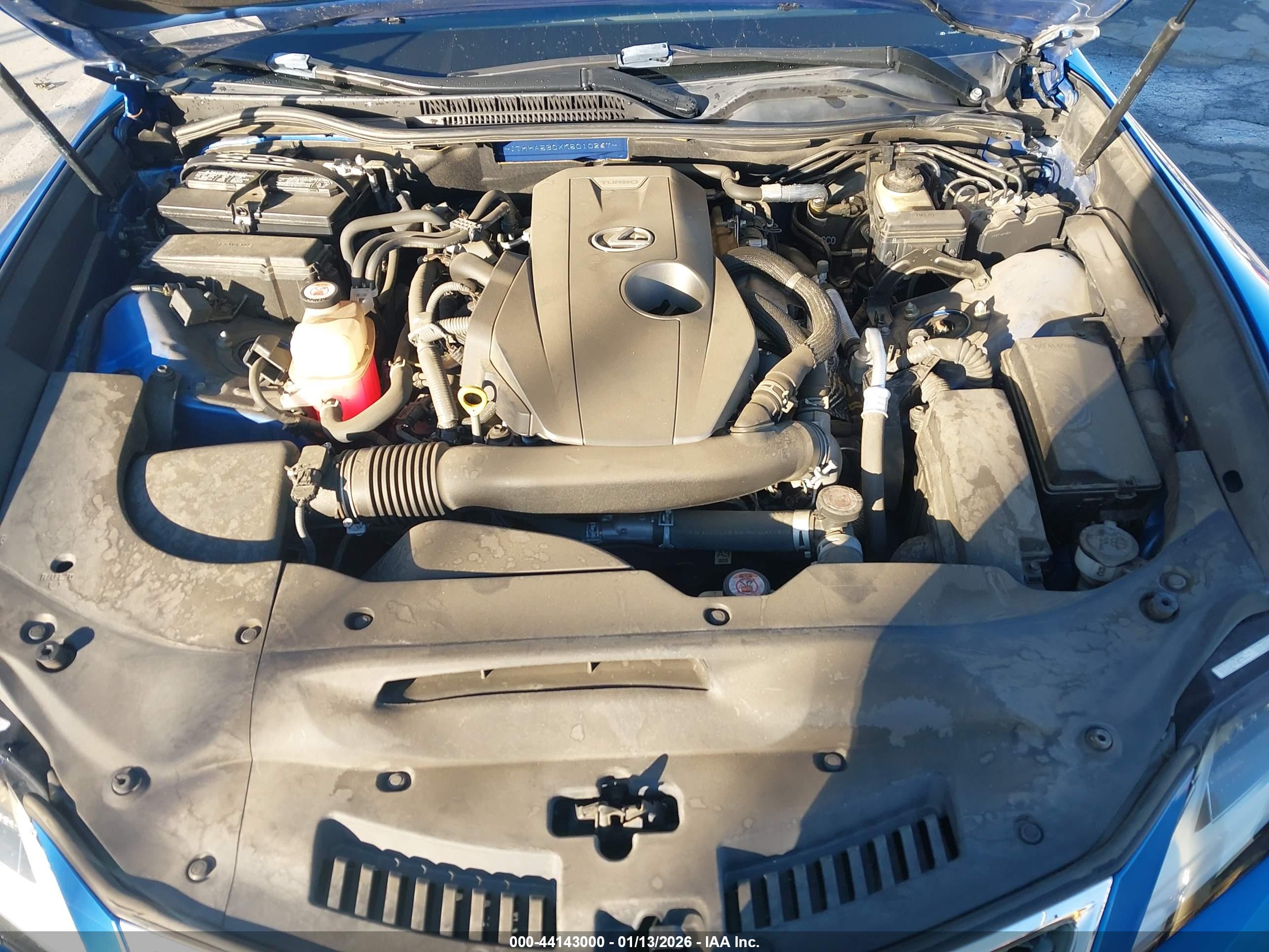 LEXUS RC image 10