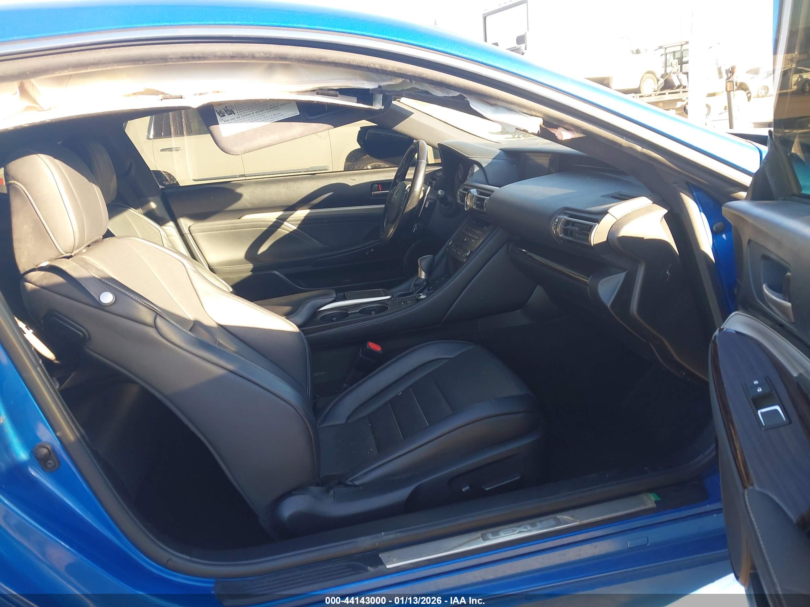 LEXUS RC image 5