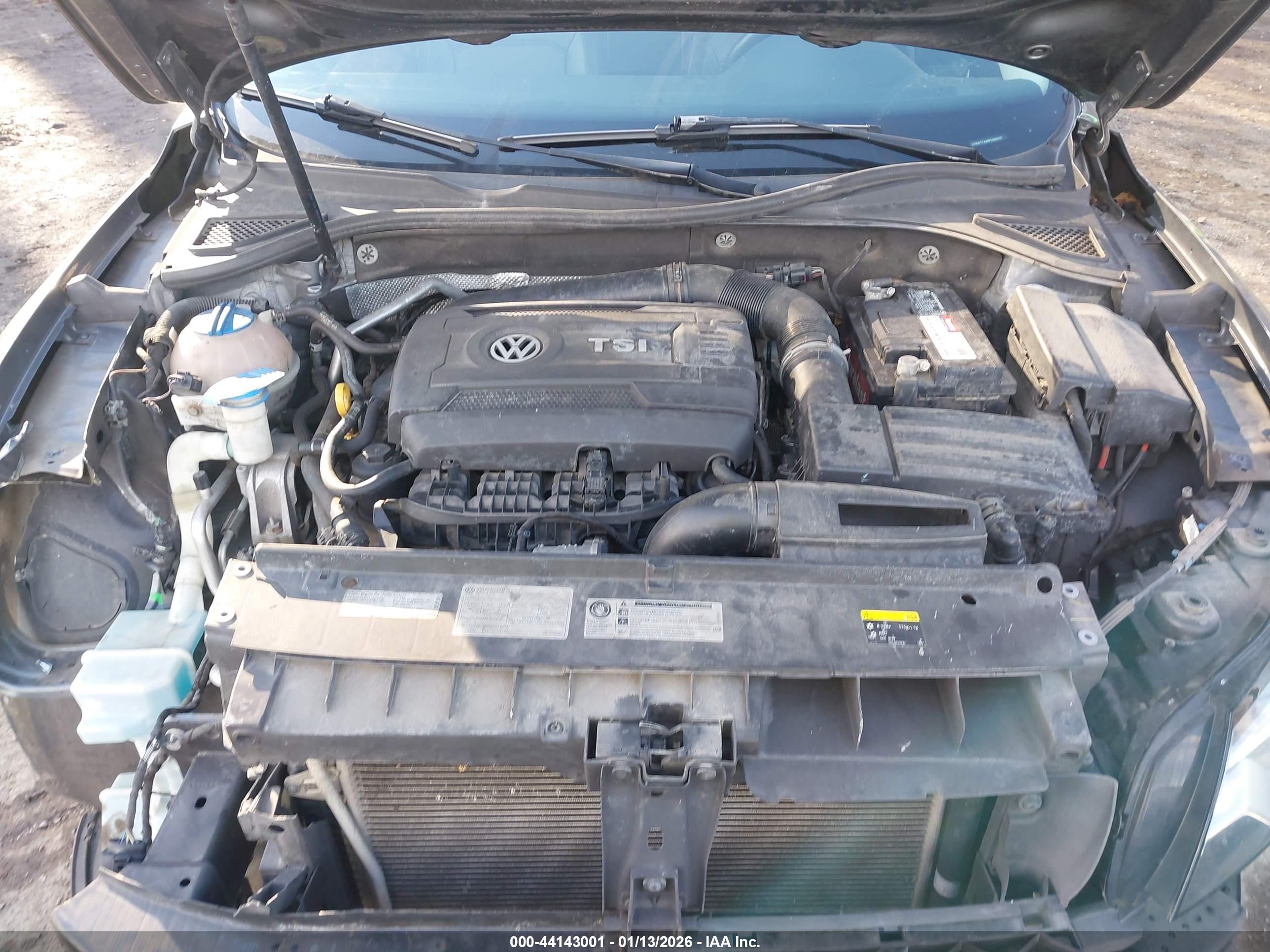 VOLKSWAGEN PASSAT image 10