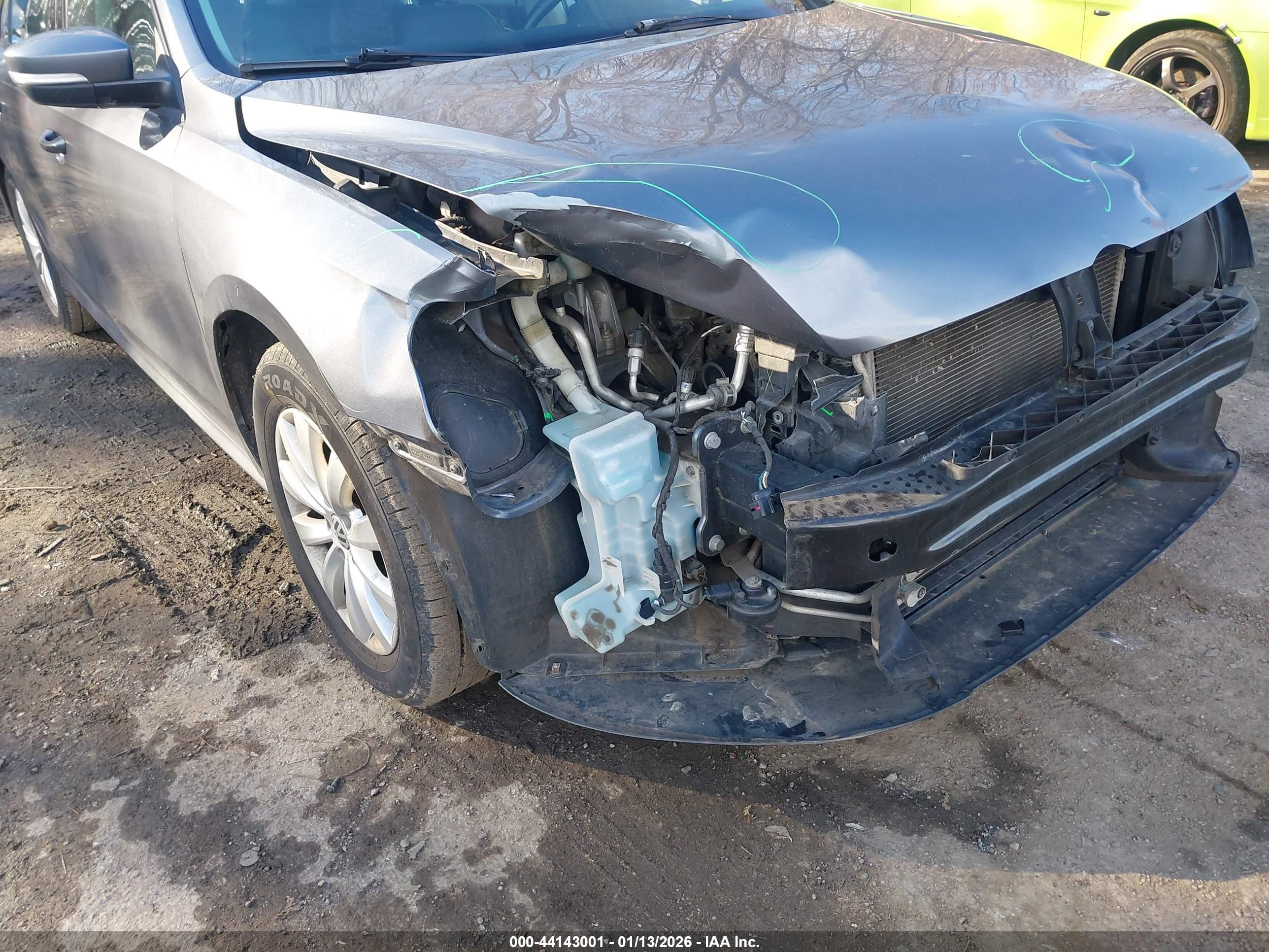 VOLKSWAGEN PASSAT image 6