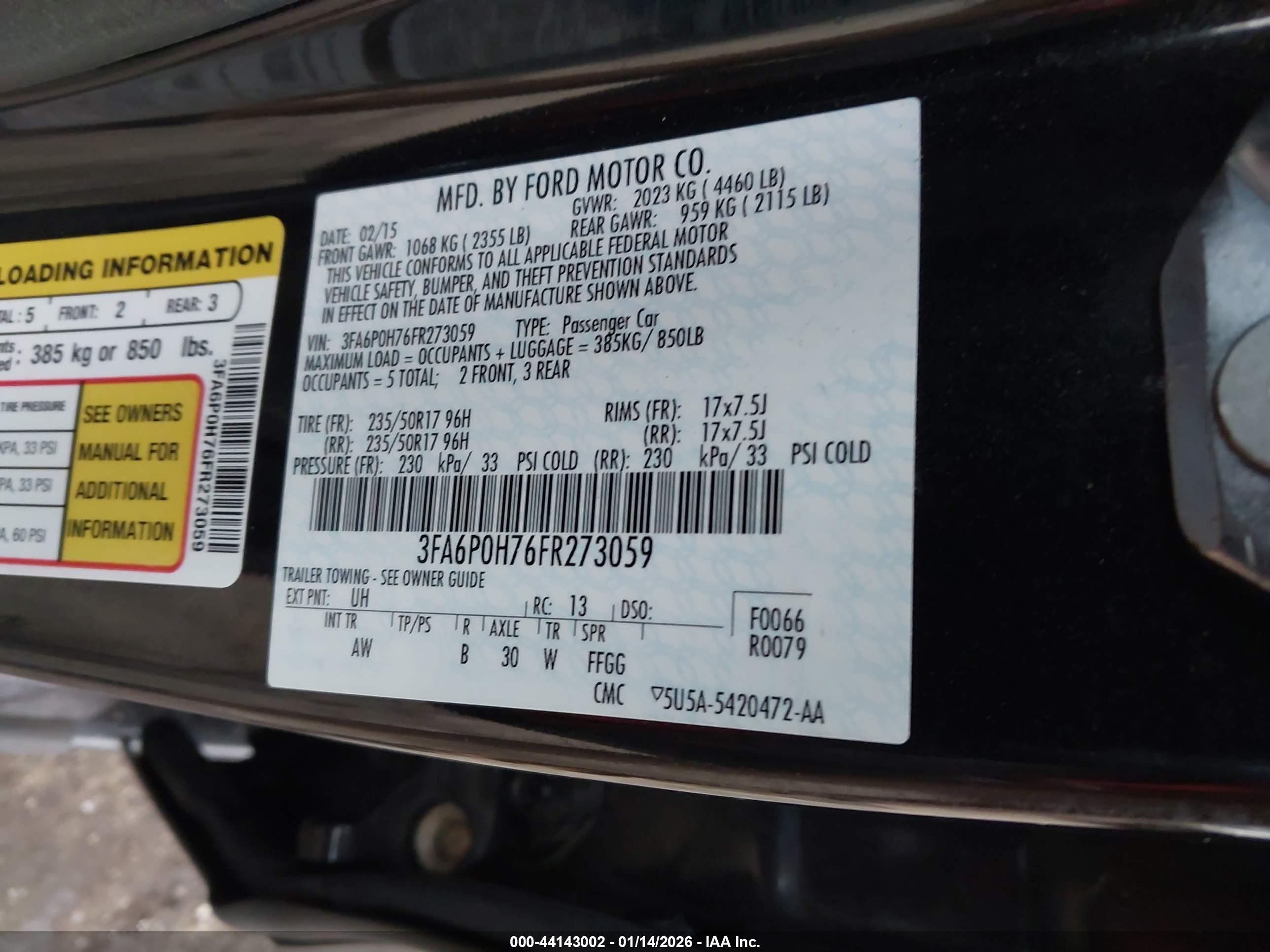 FORD FUSION image 9