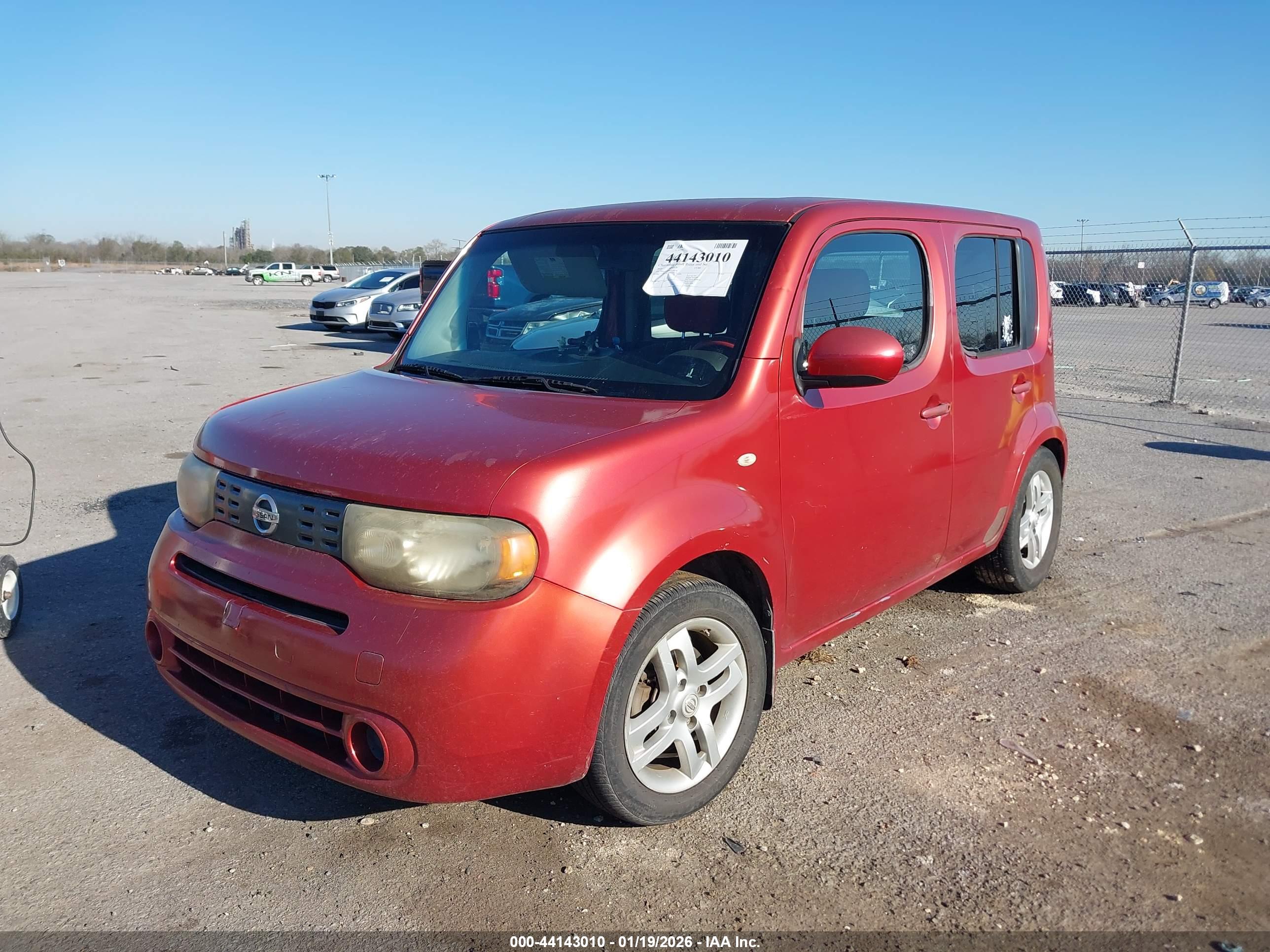 NISSAN CUBE image 2