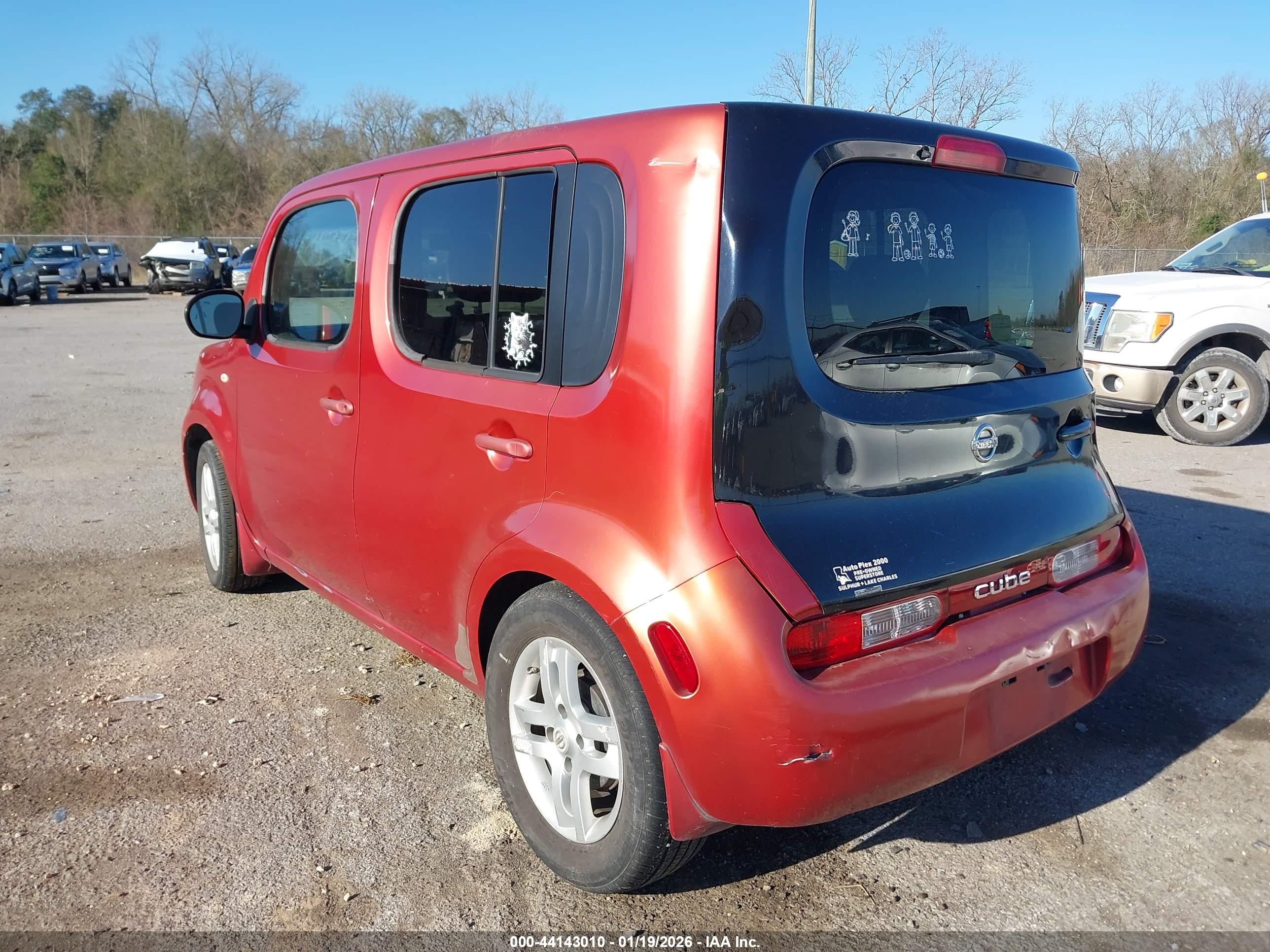 NISSAN CUBE image 3