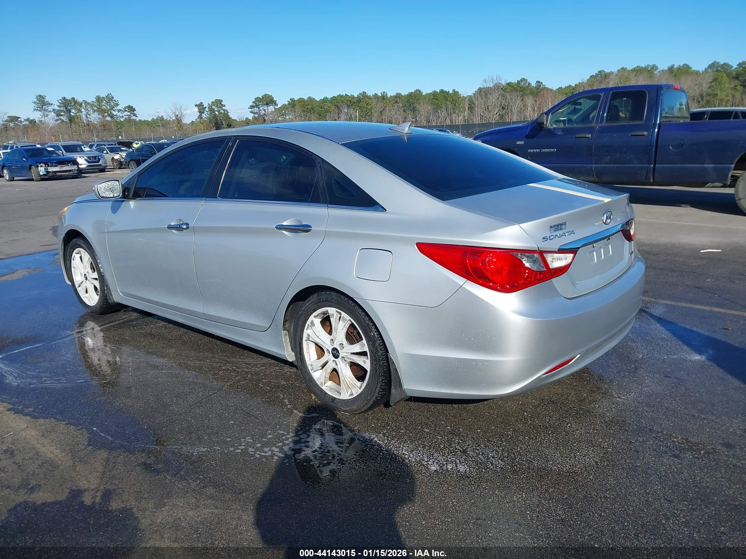 HYUNDAI SONATA image 3