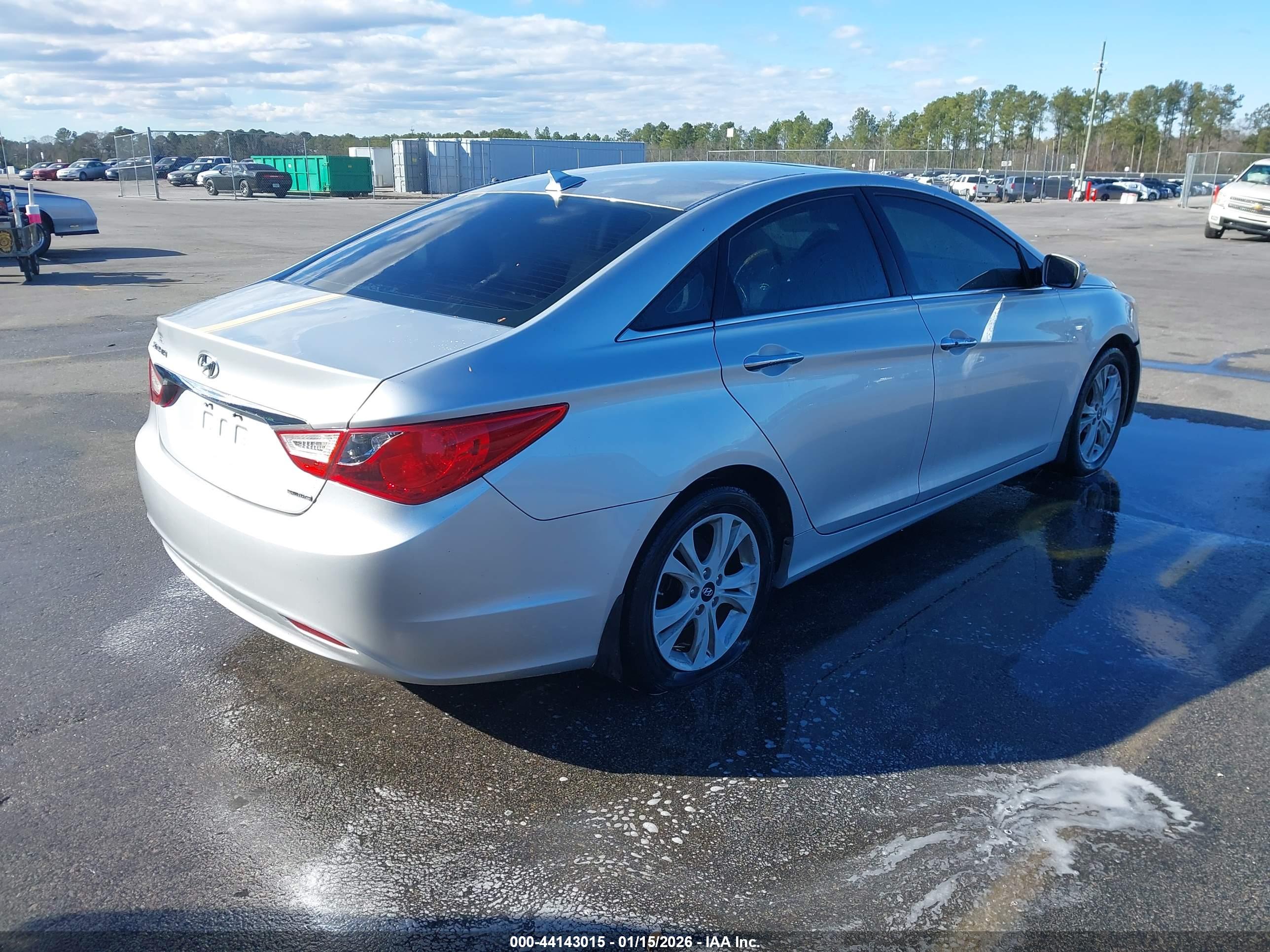HYUNDAI SONATA image 4