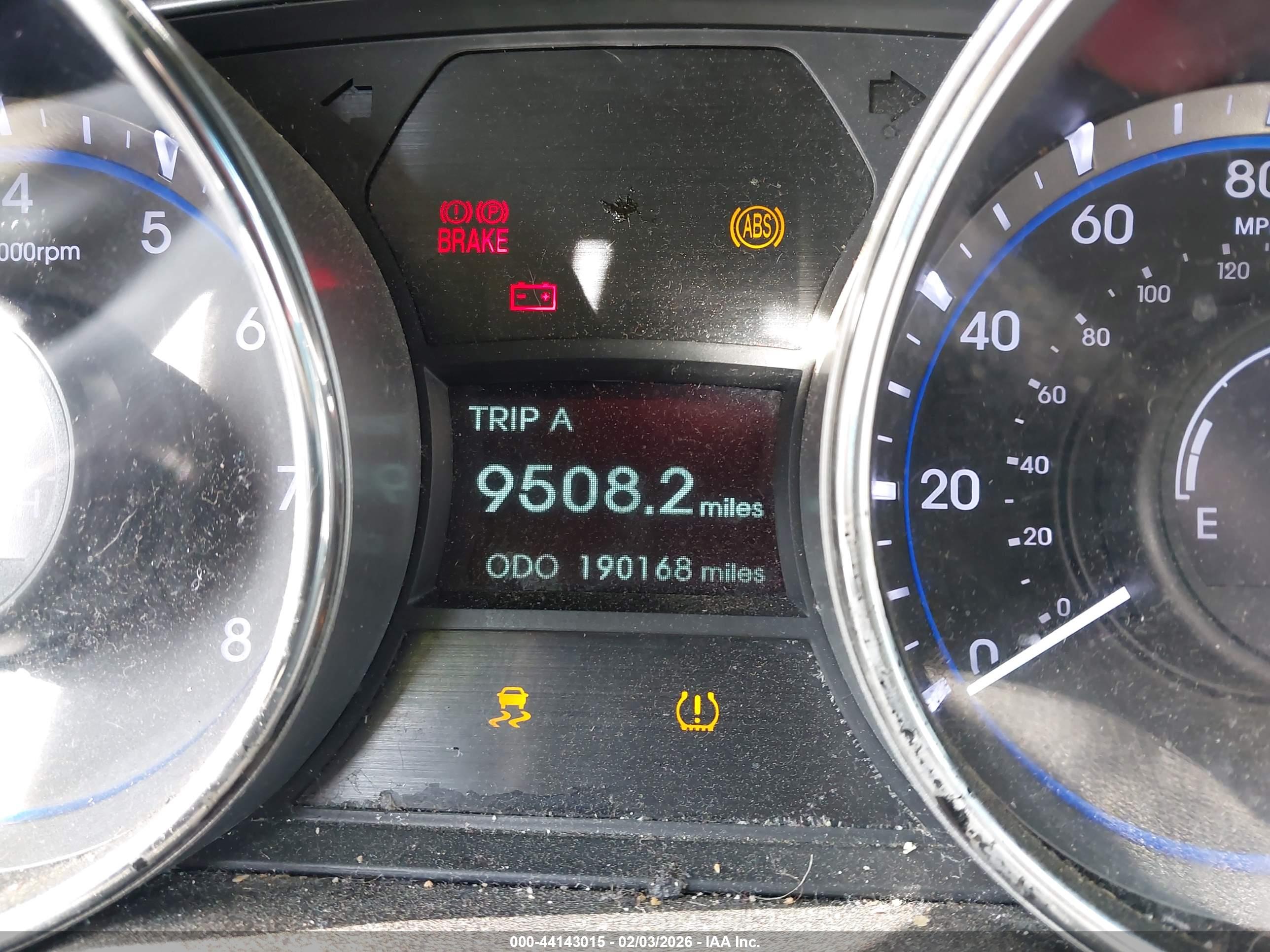 HYUNDAI SONATA image 7