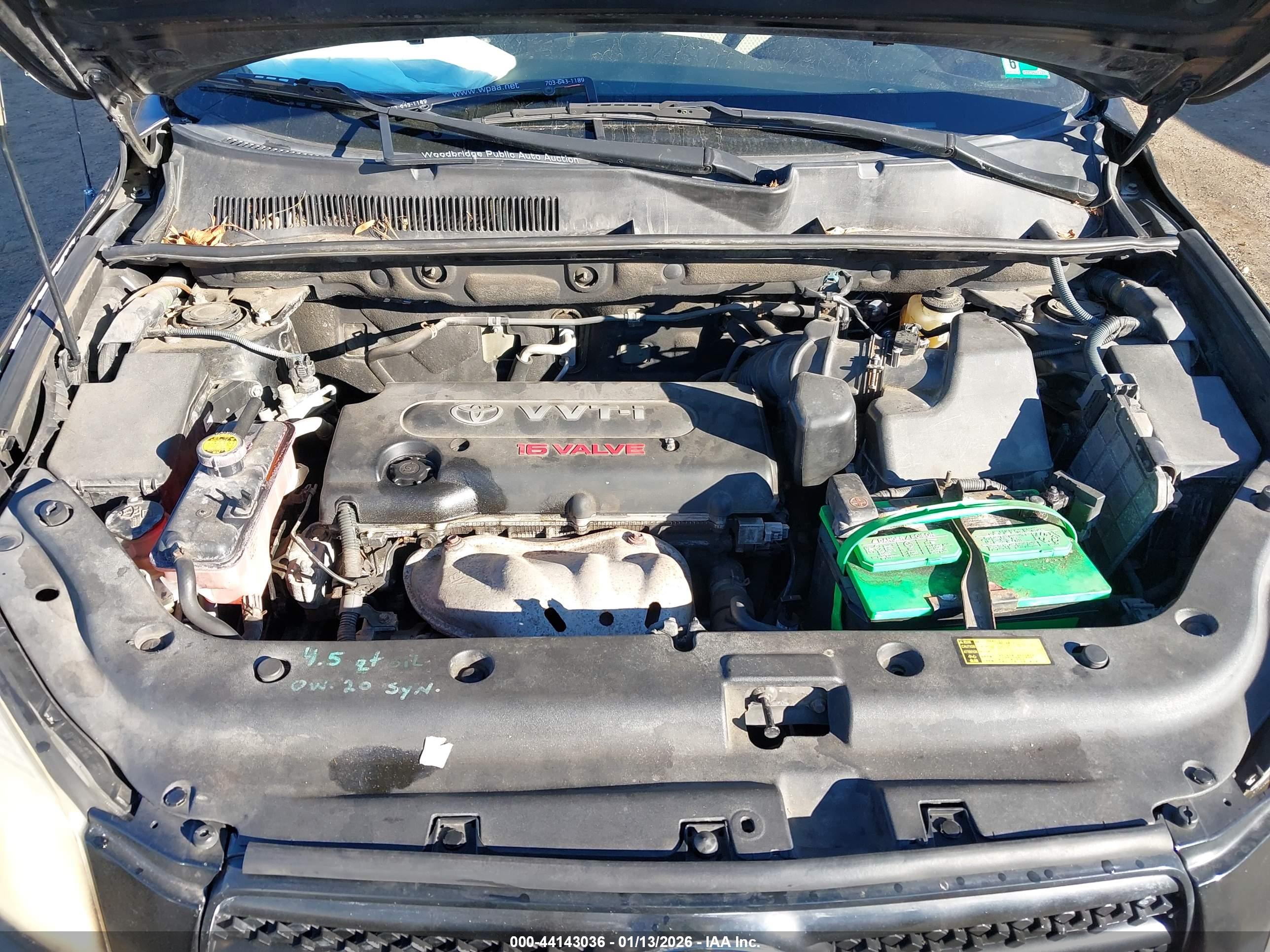 TOYOTA RAV4 image 10