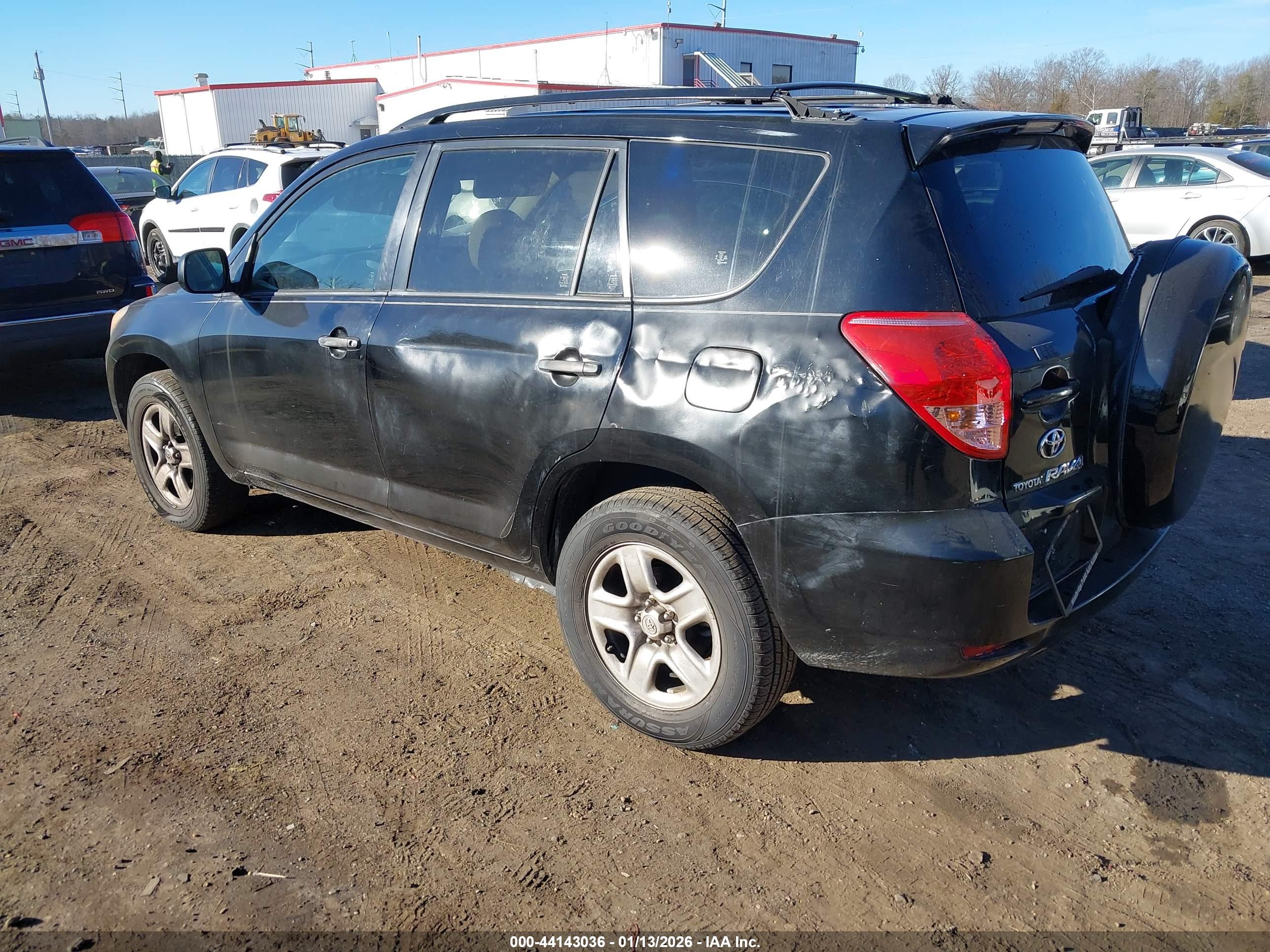 TOYOTA RAV4 image 3