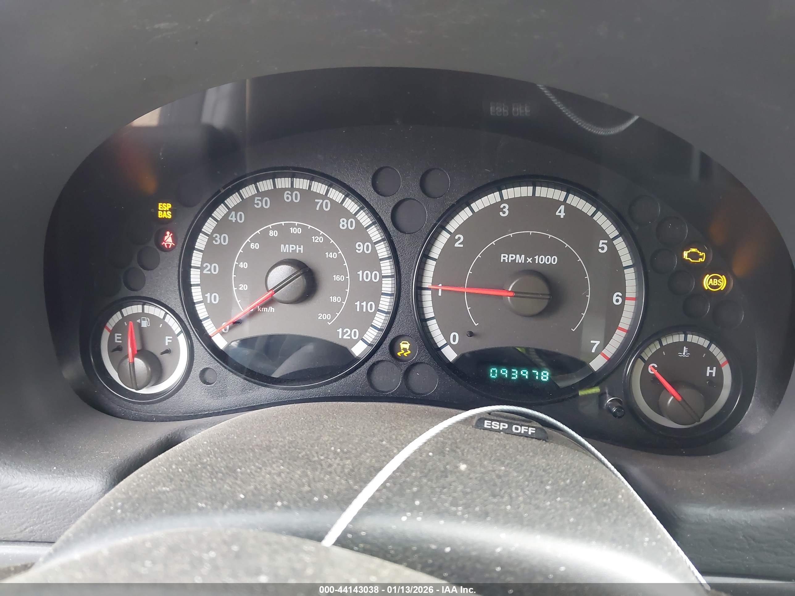 JEEP LIBERTY image 7
