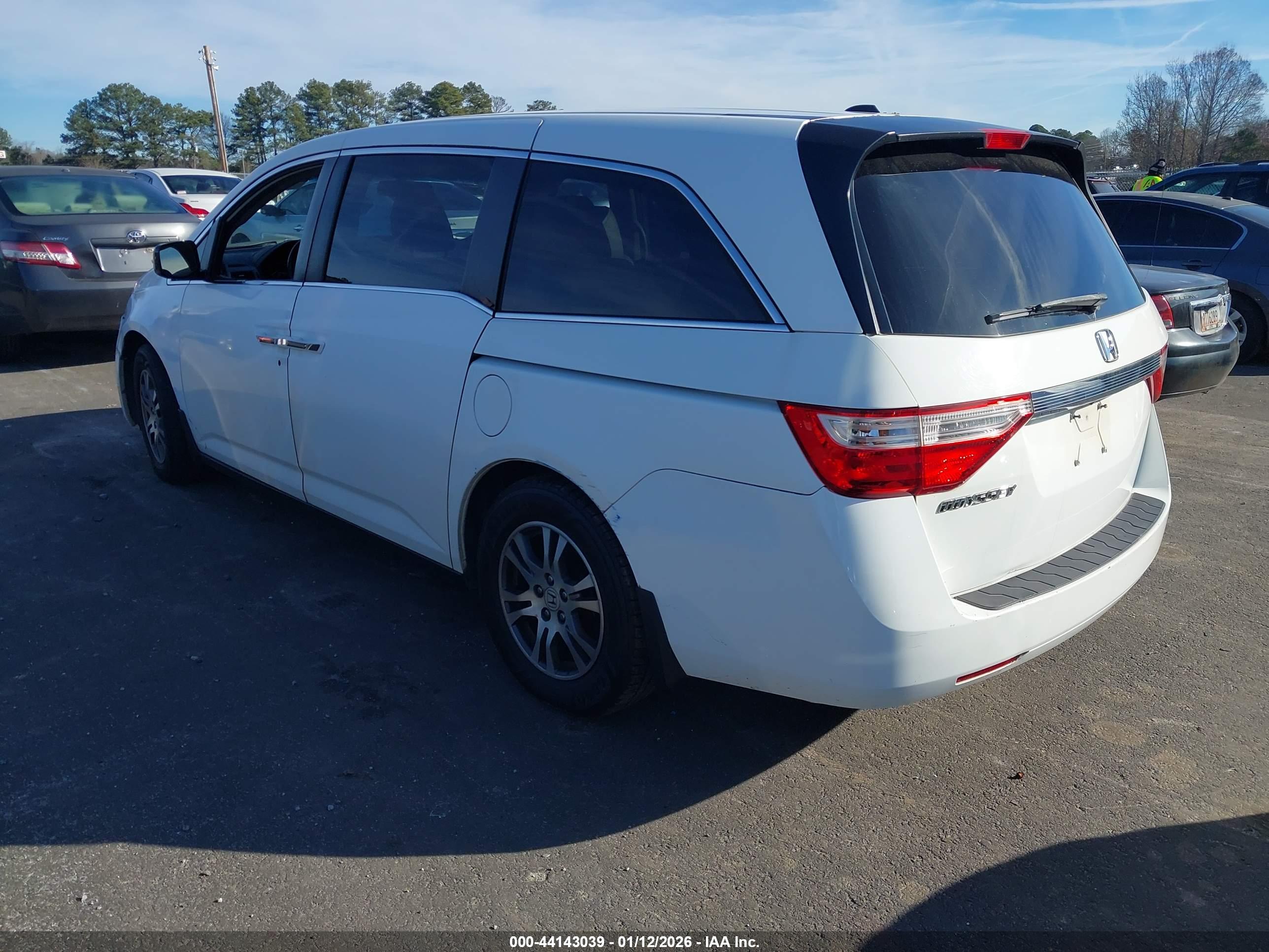 HONDA ODYSSEY image 3