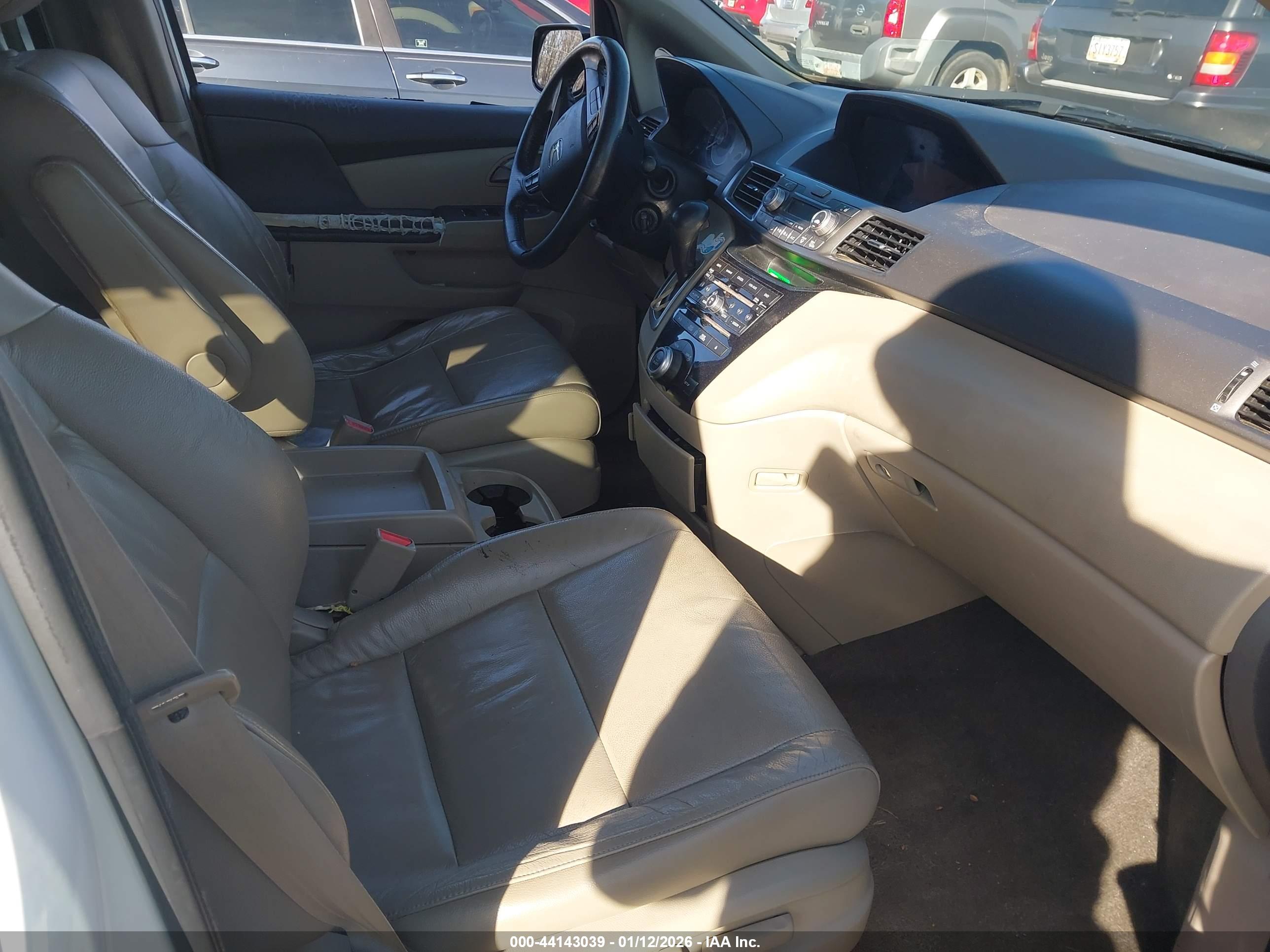 HONDA ODYSSEY image 5