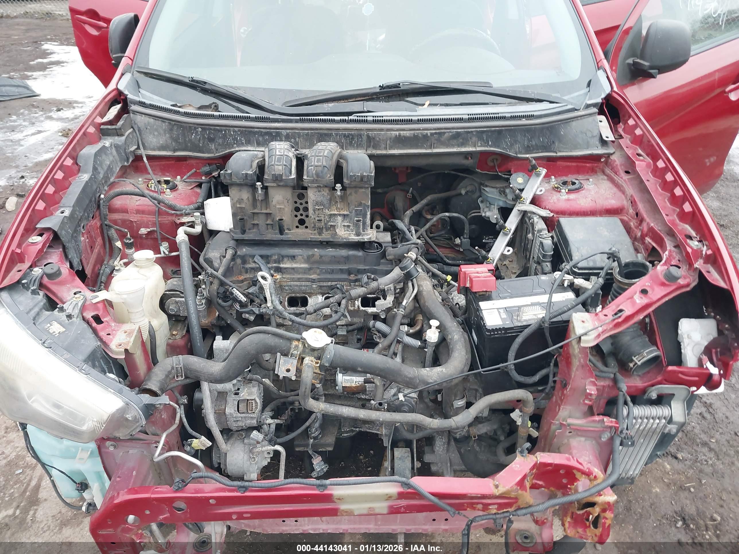MITSUBISHI OUTLANDER image 10
