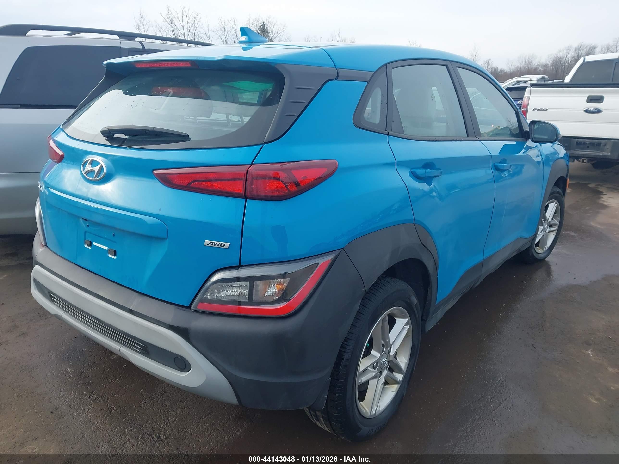 HYUNDAI KONA image 4
