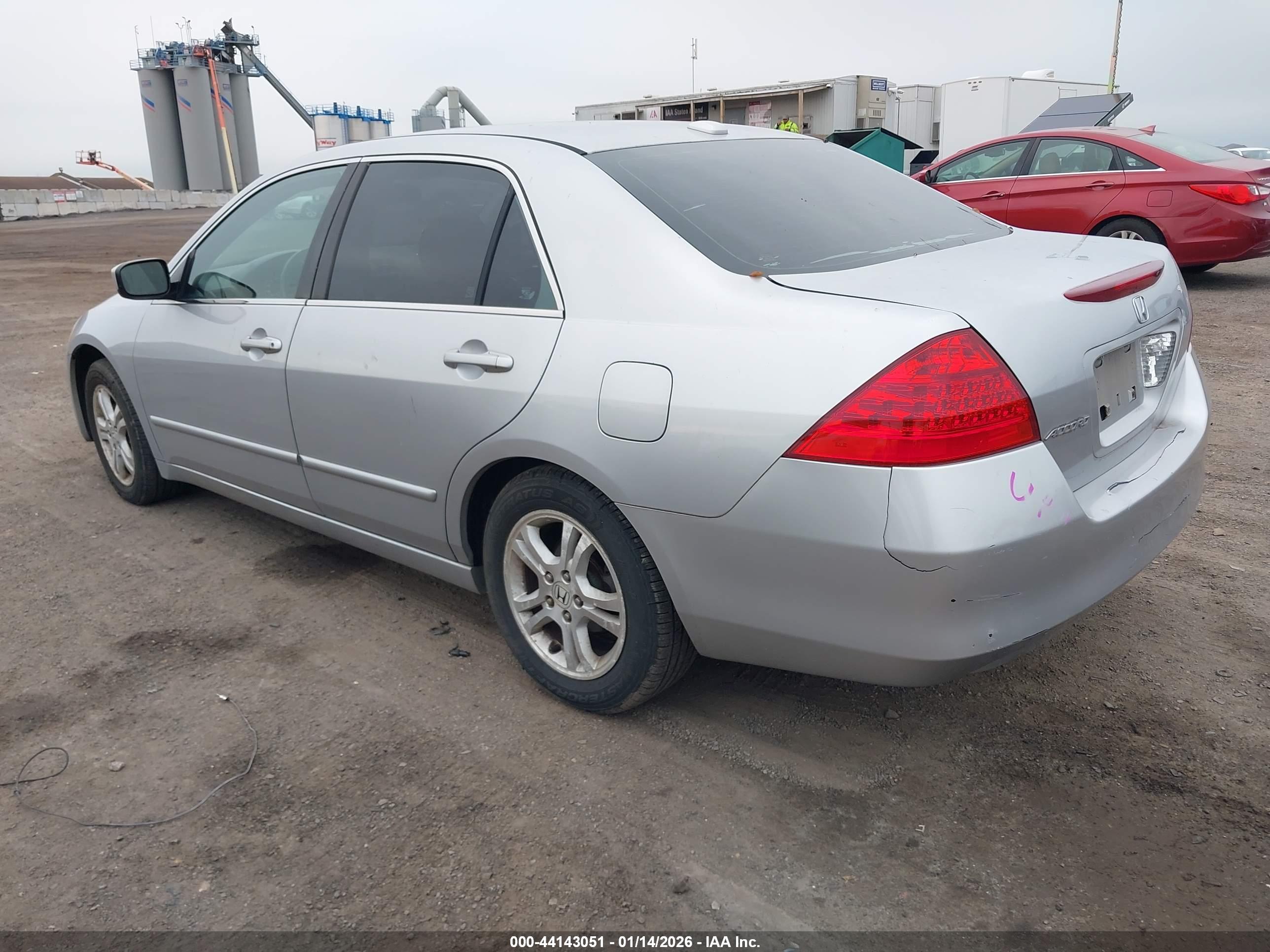HONDA ACCORD image 3