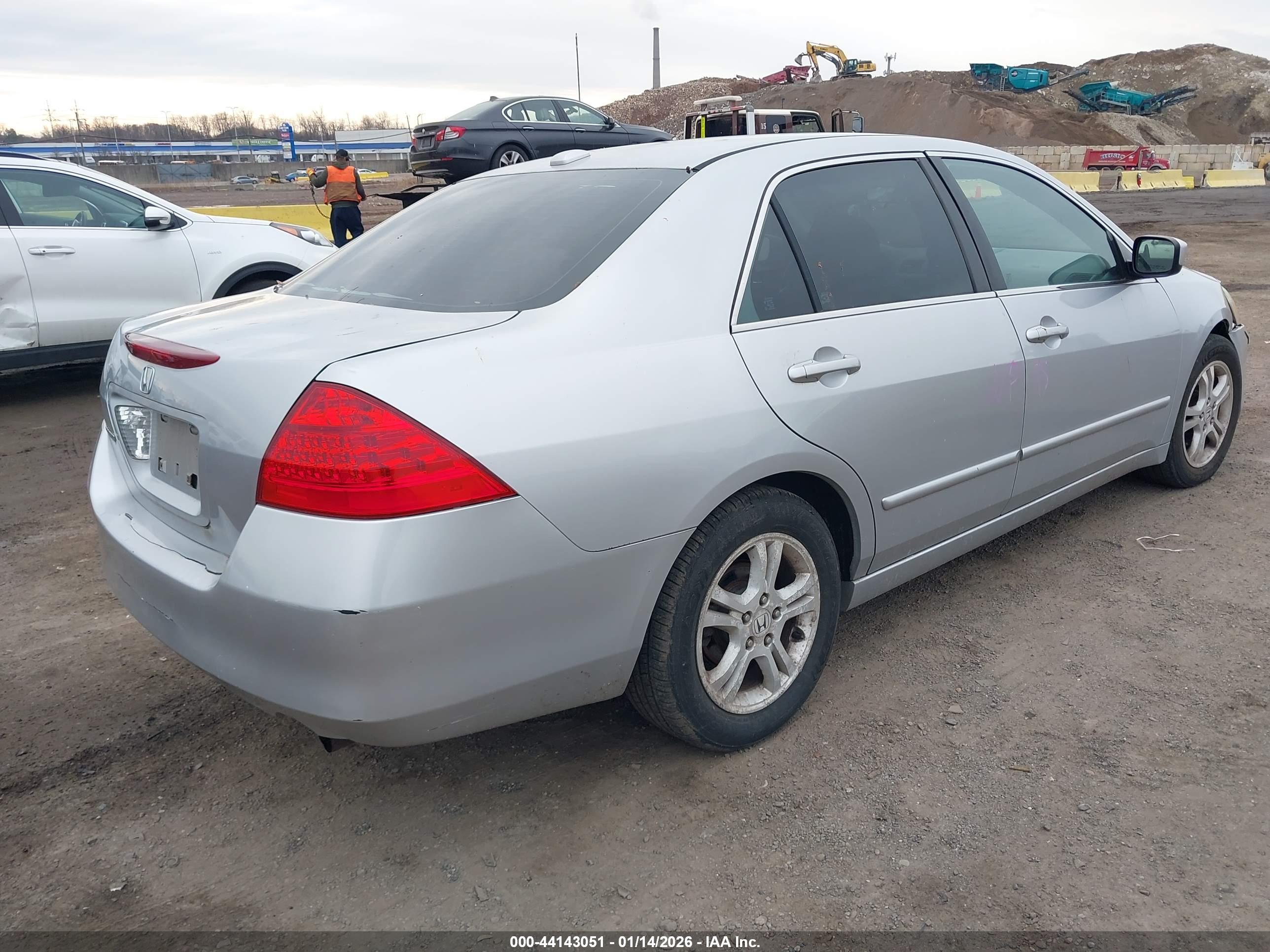 HONDA ACCORD image 4