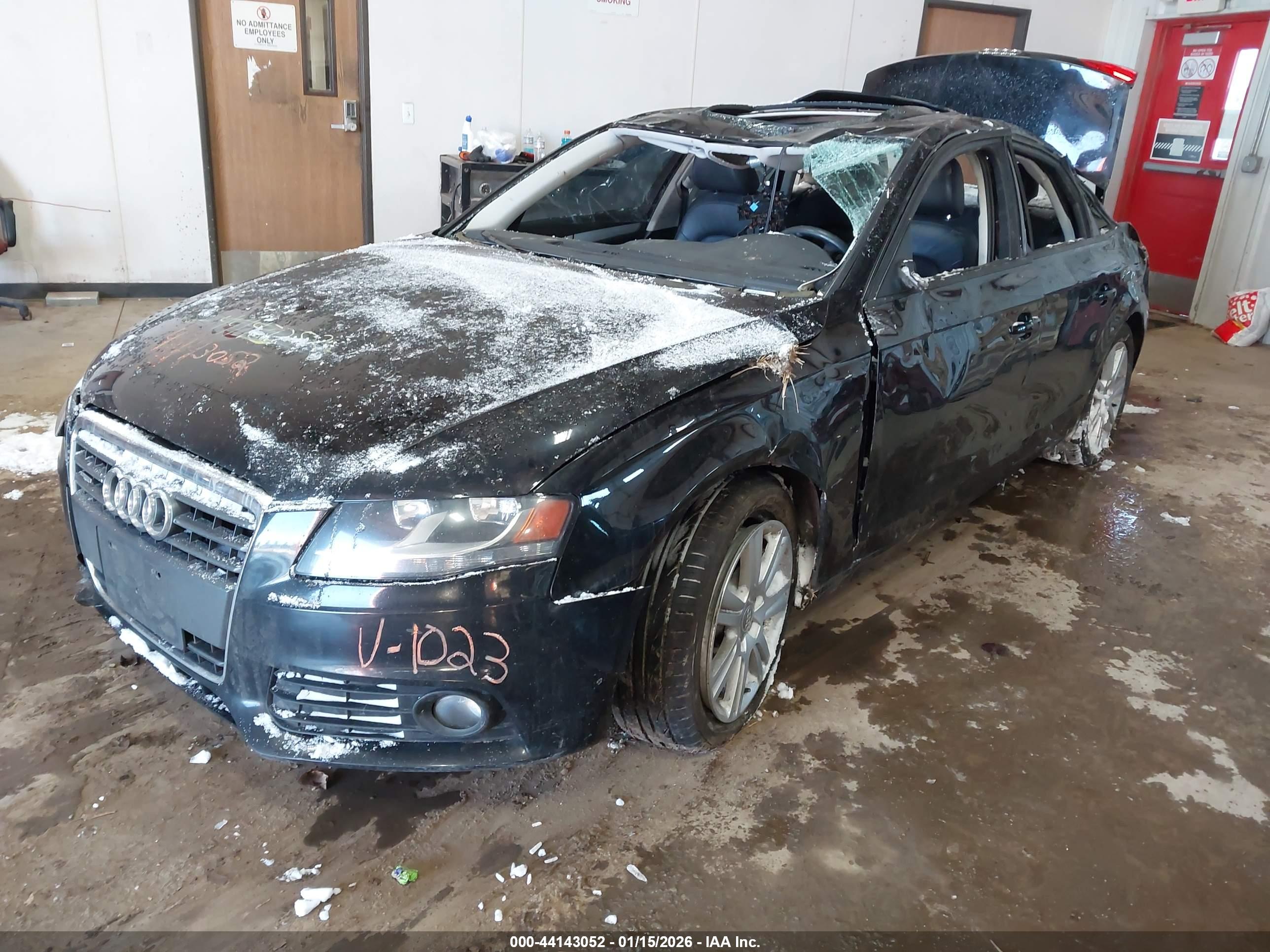 AUDI A4 image 2