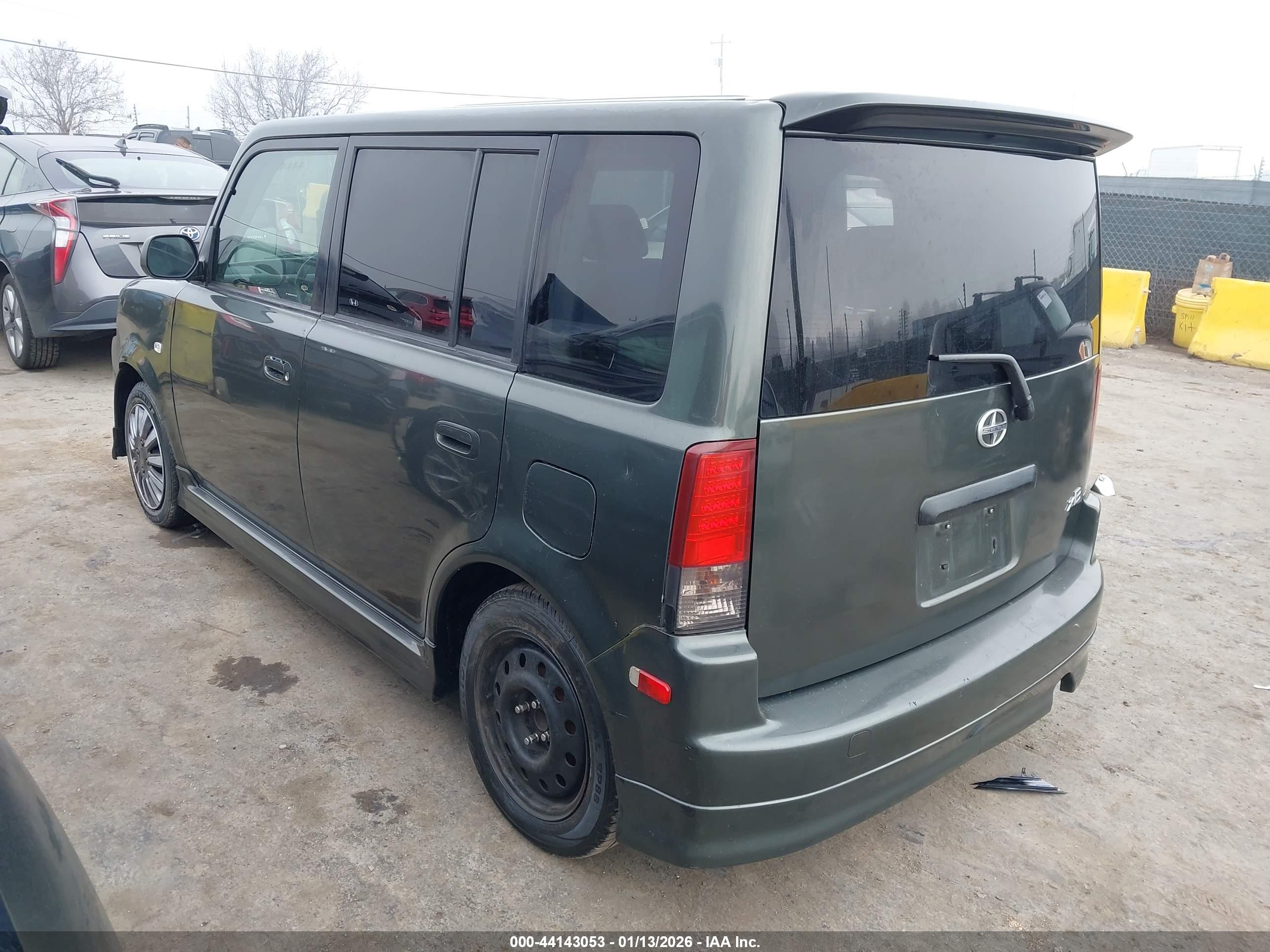 SCION XB image 3