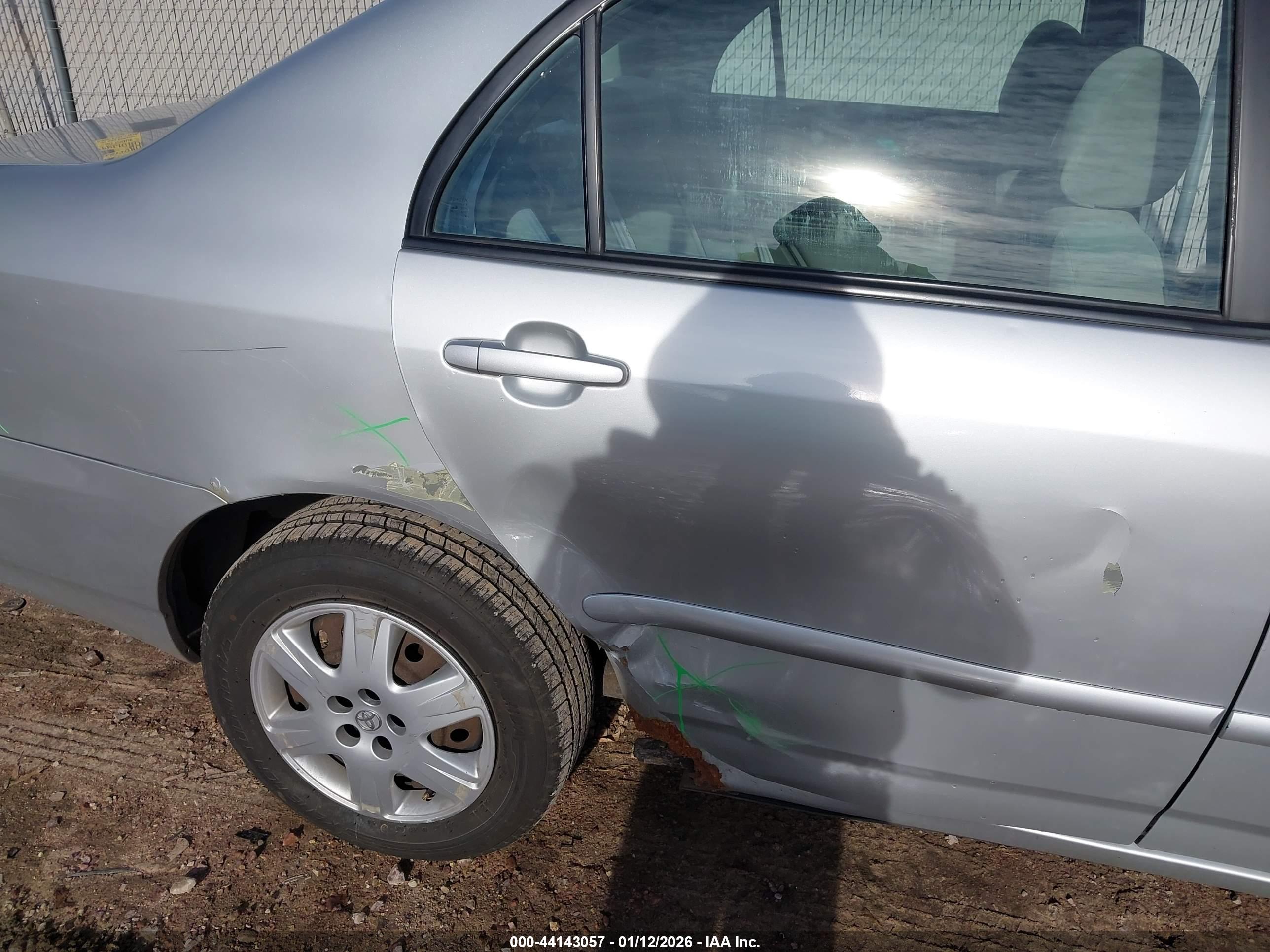 TOYOTA COROLLA image 6
