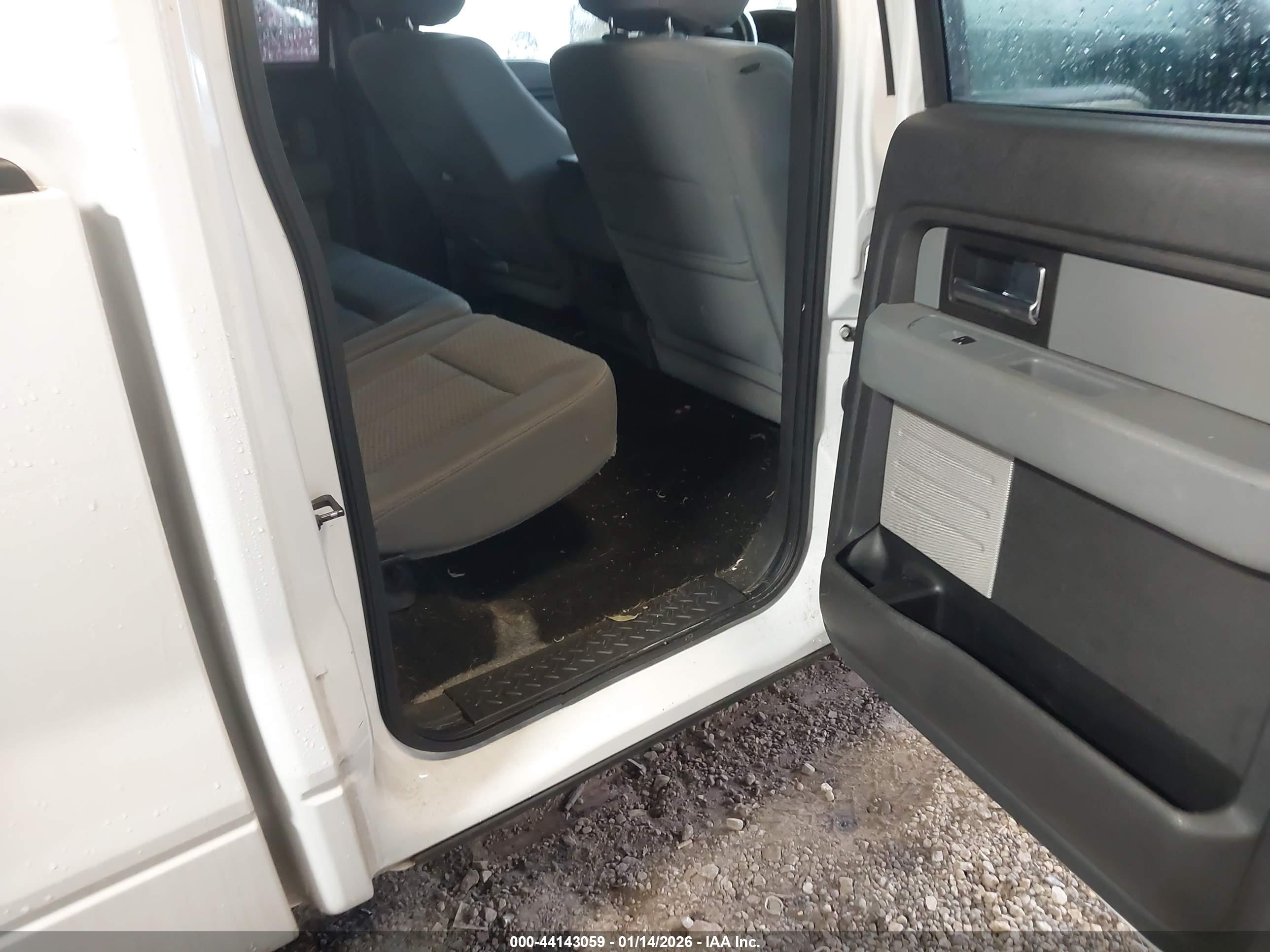 FORD F-150 image 8