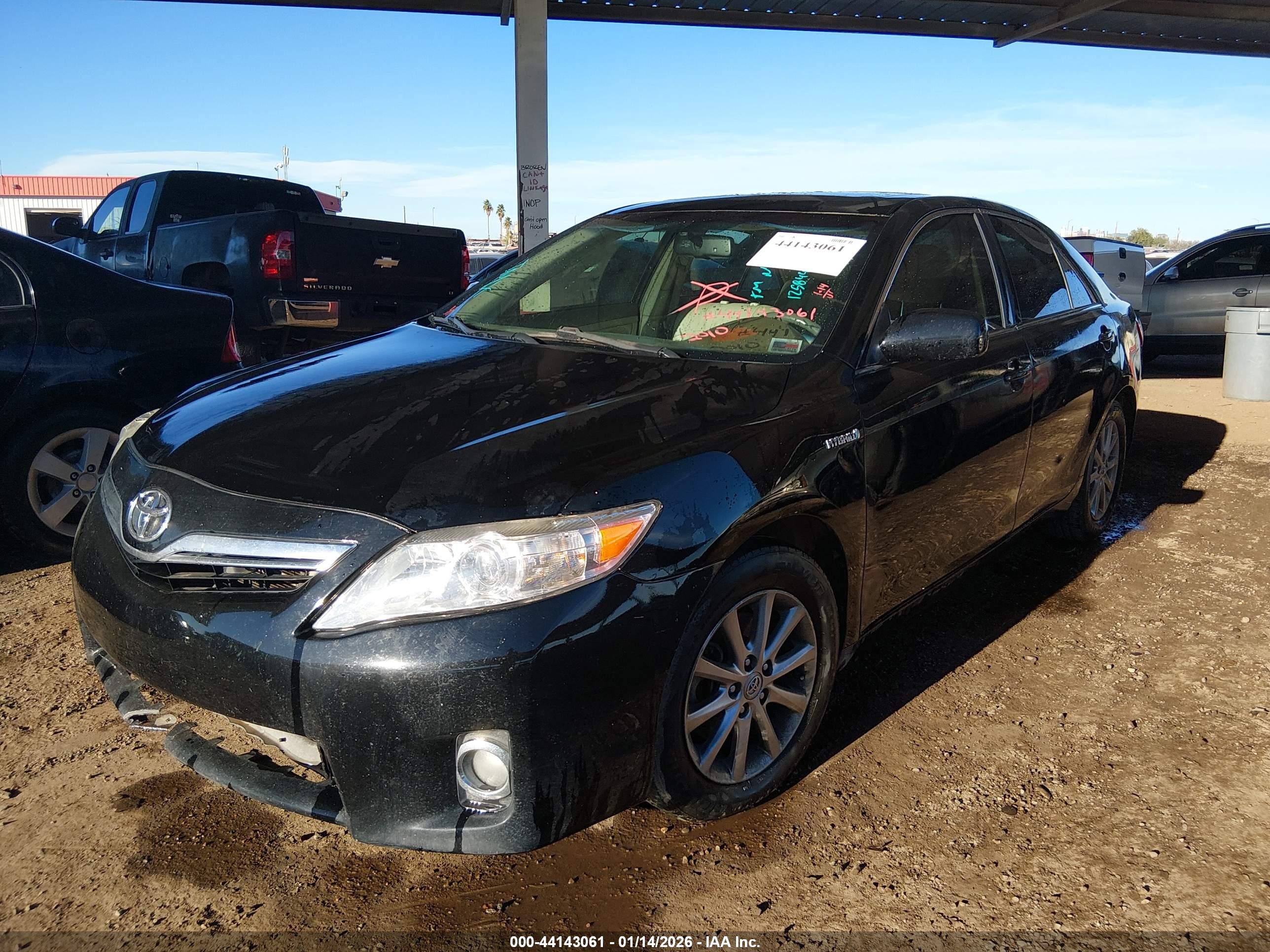 TOYOTA CAMRY image 2