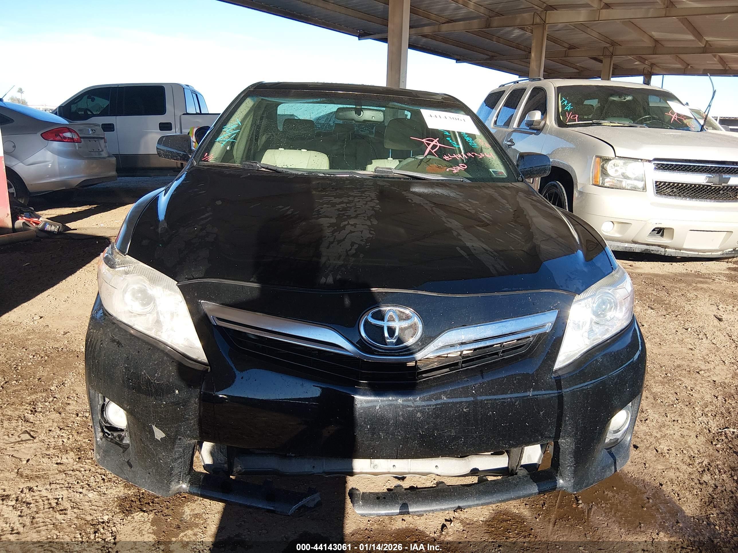 TOYOTA CAMRY image 6