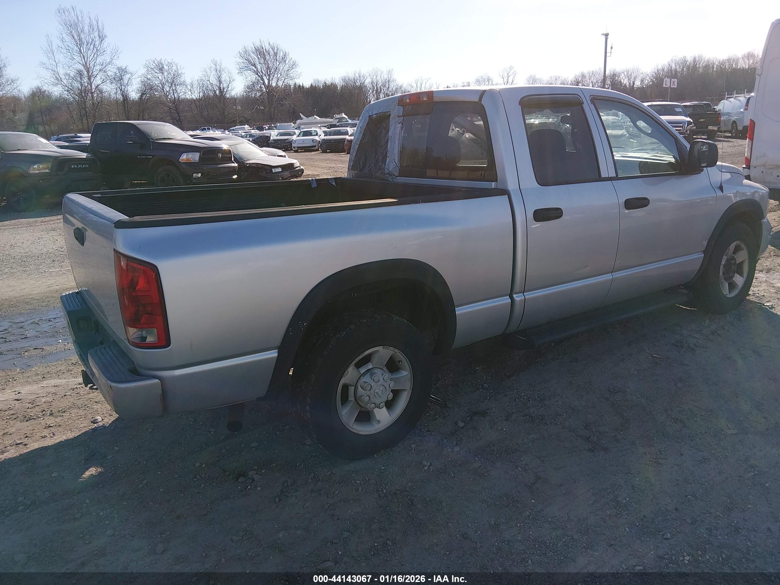 DODGE RAM image 4
