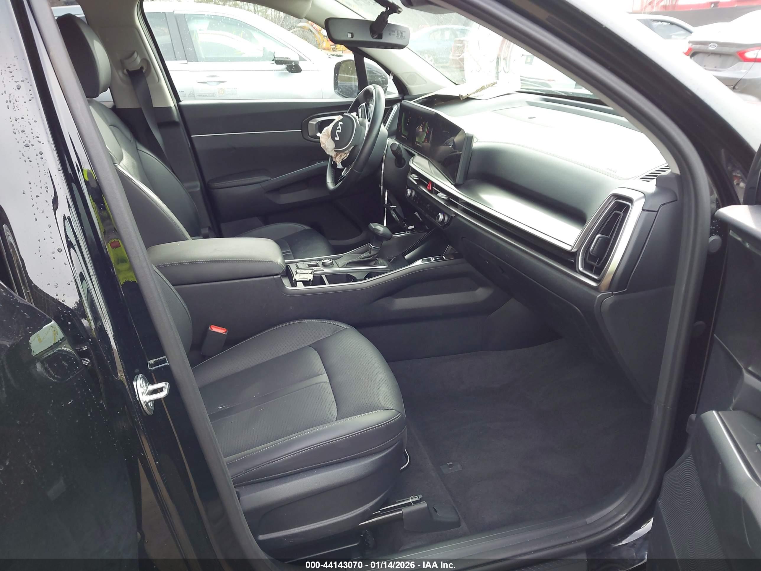 KIA SORENTO image 5