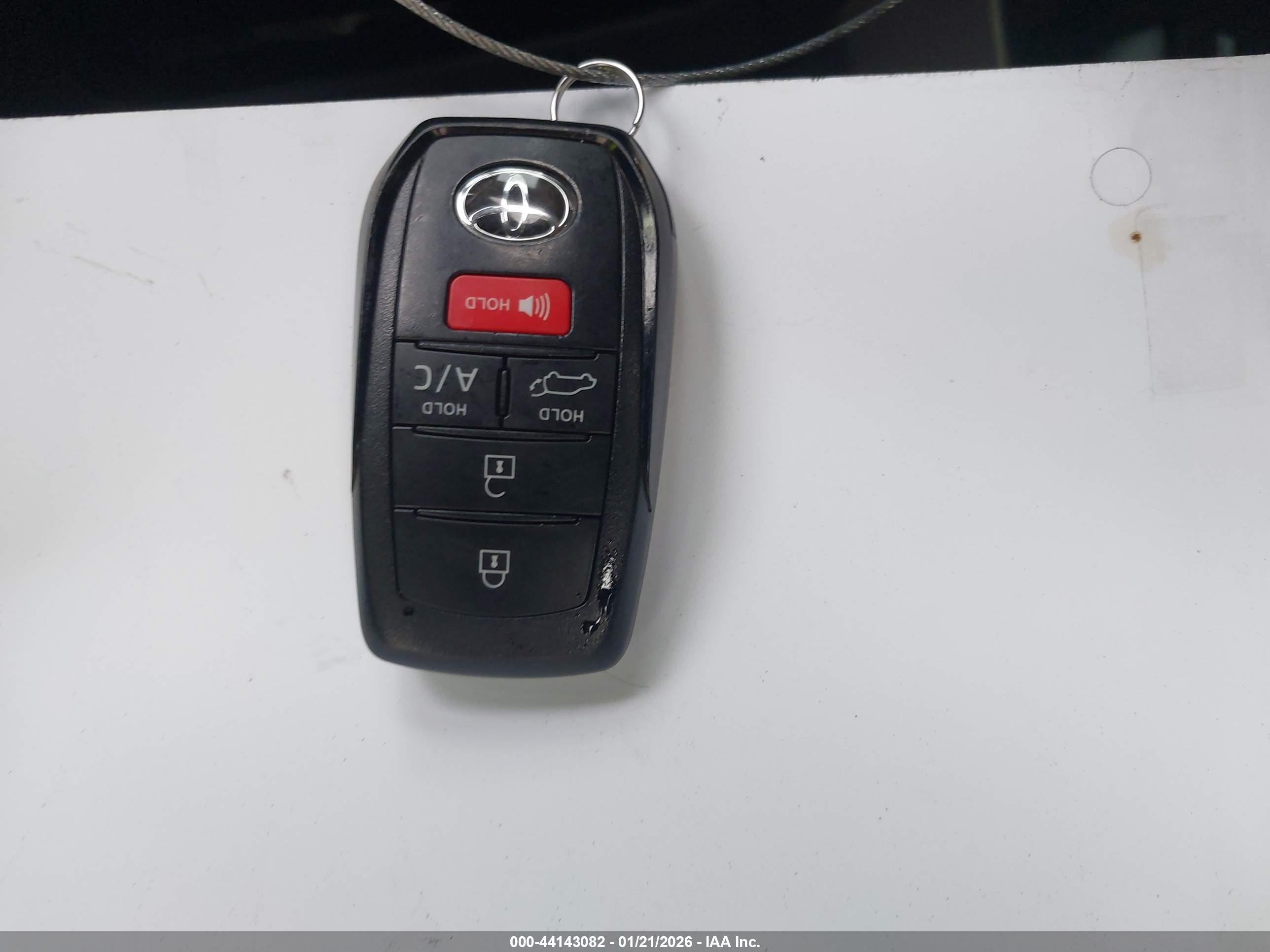 TOYOTA BZ4X image 11