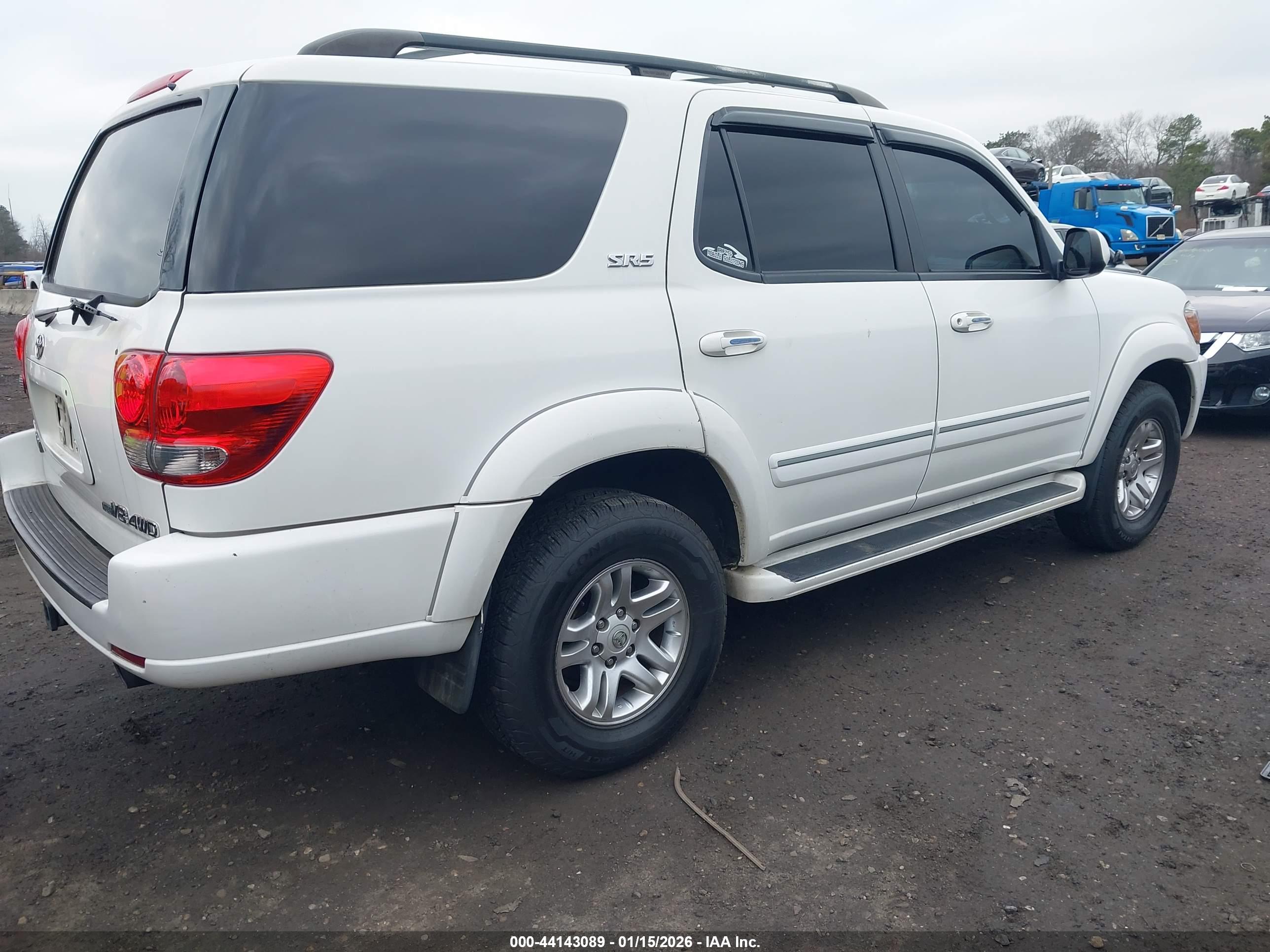 TOYOTA SEQUOIA image 4