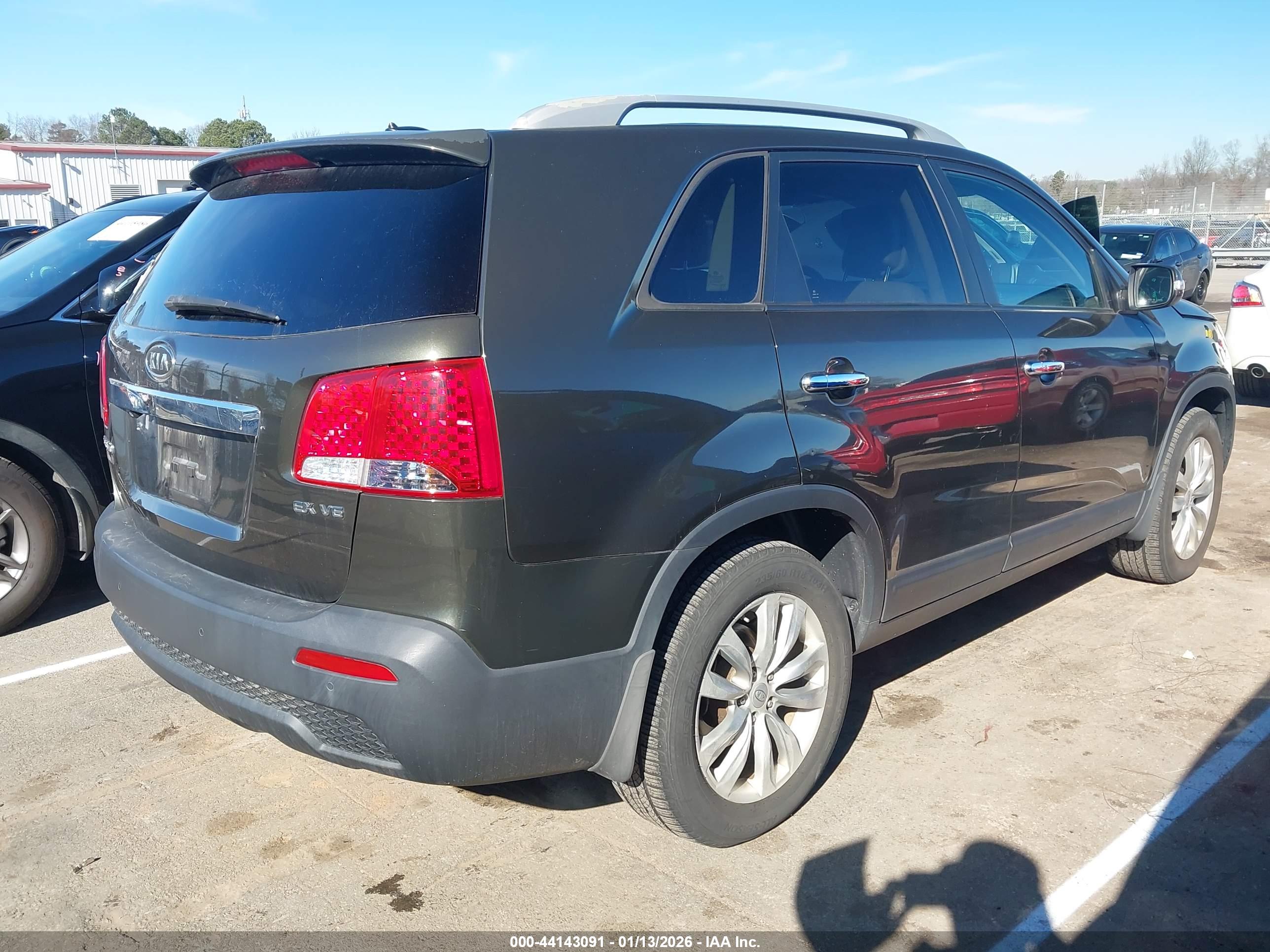 KIA SORENTO image 4
