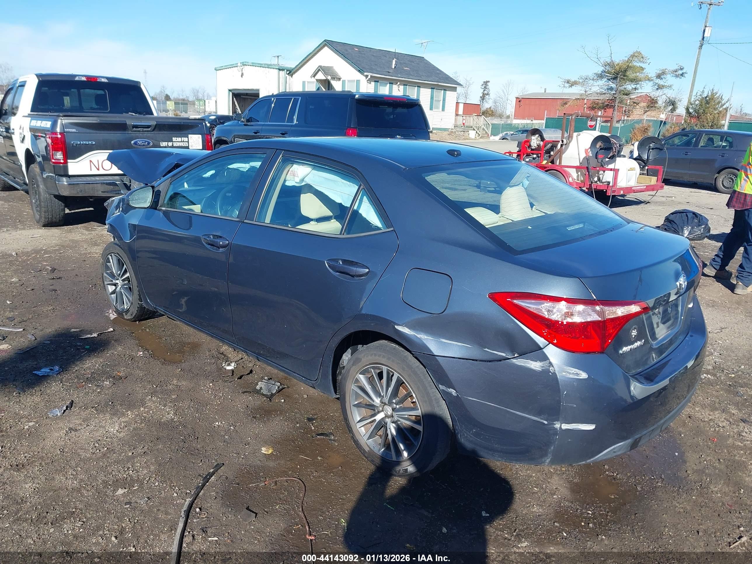 TOYOTA COROLLA image 3