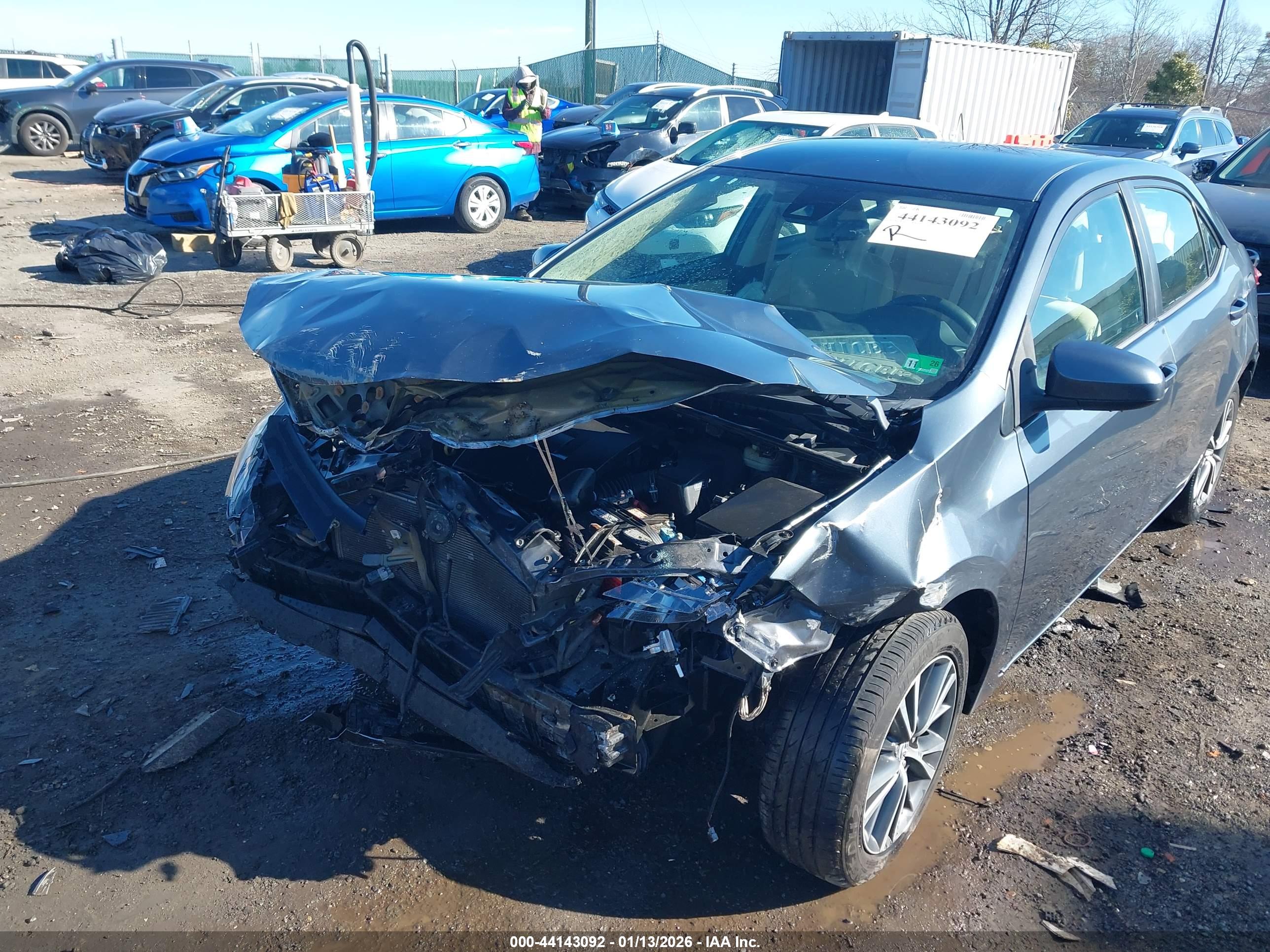 TOYOTA COROLLA image 6