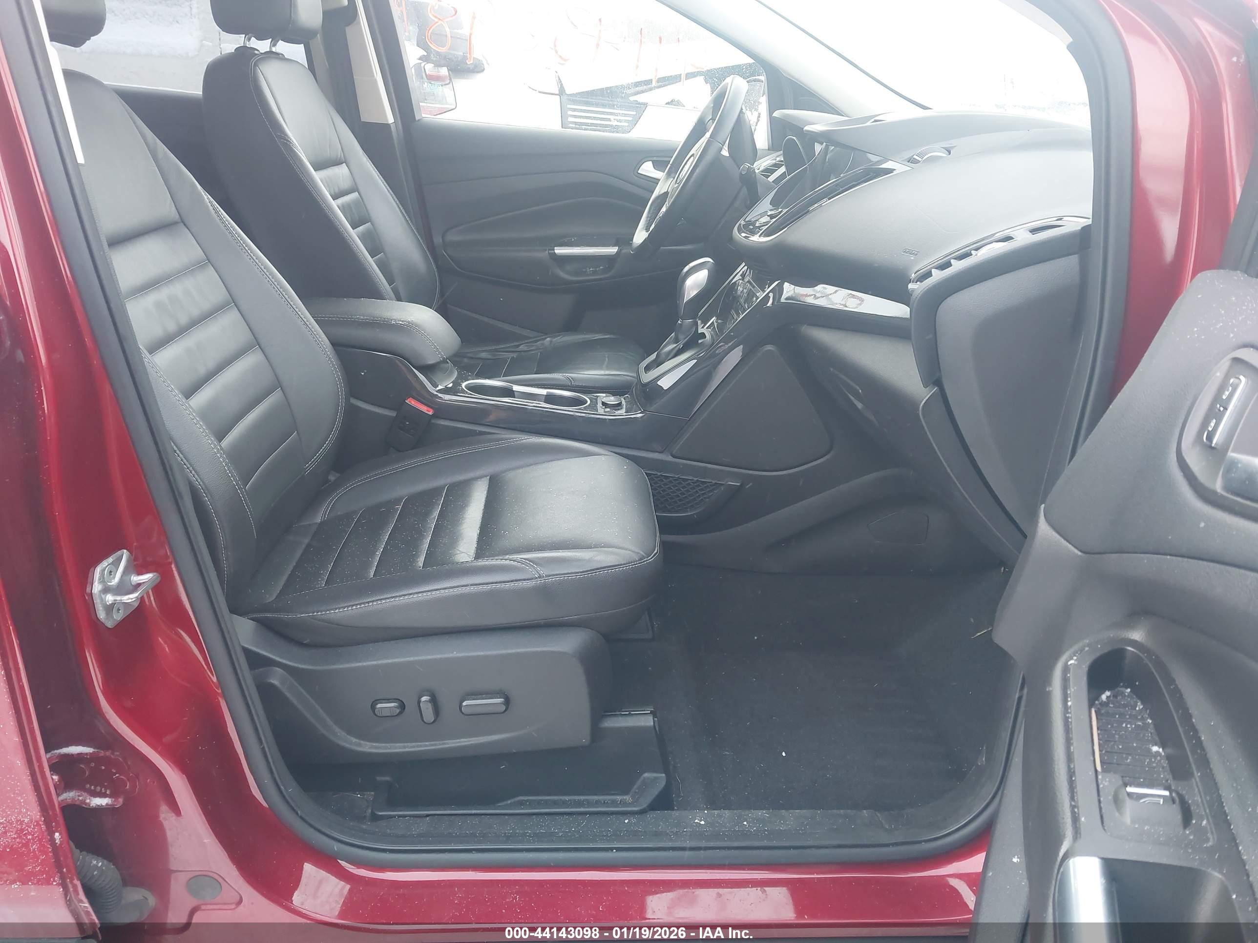 FORD ESCAPE image 5