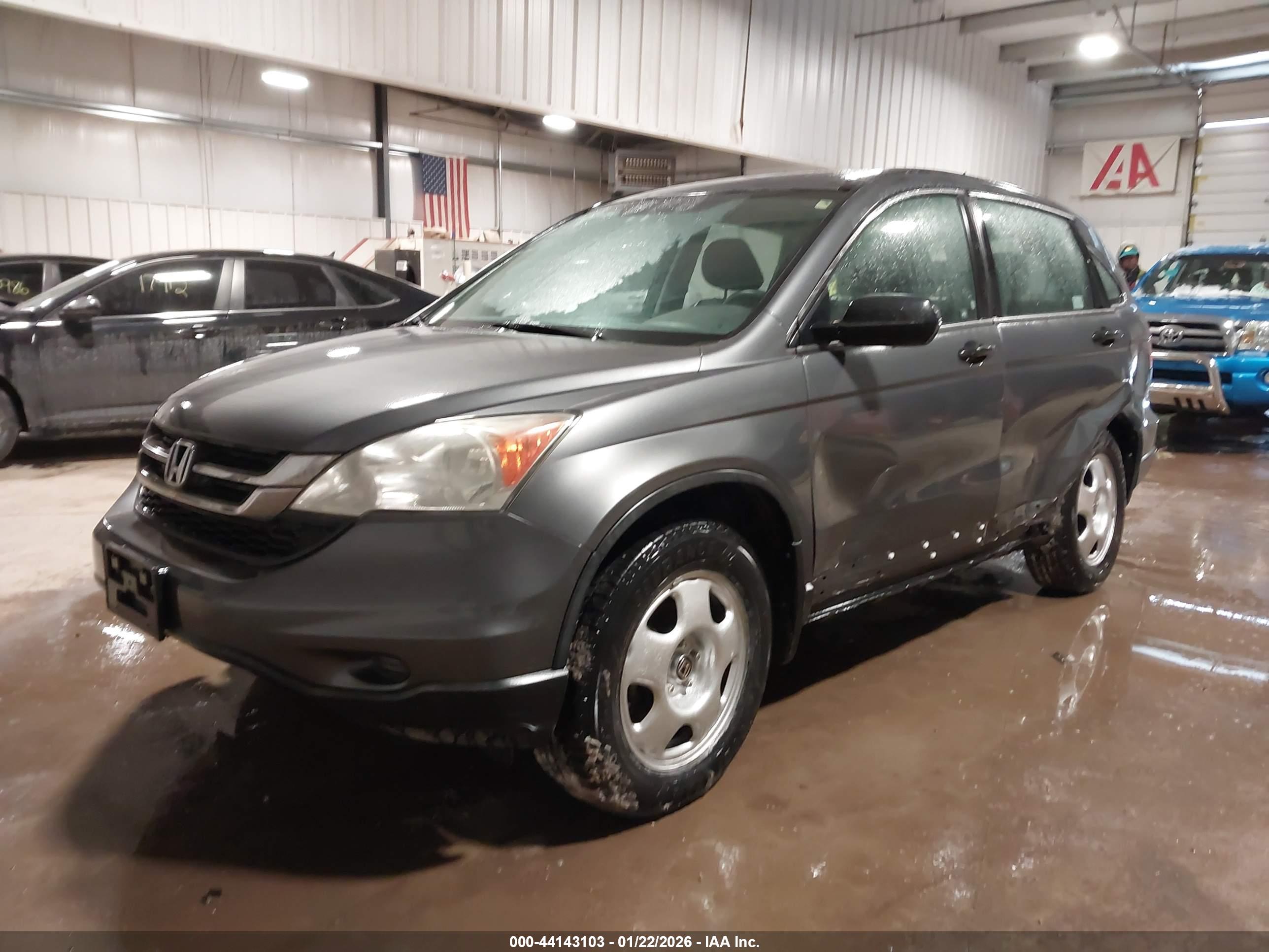 HONDA CR-V image 2